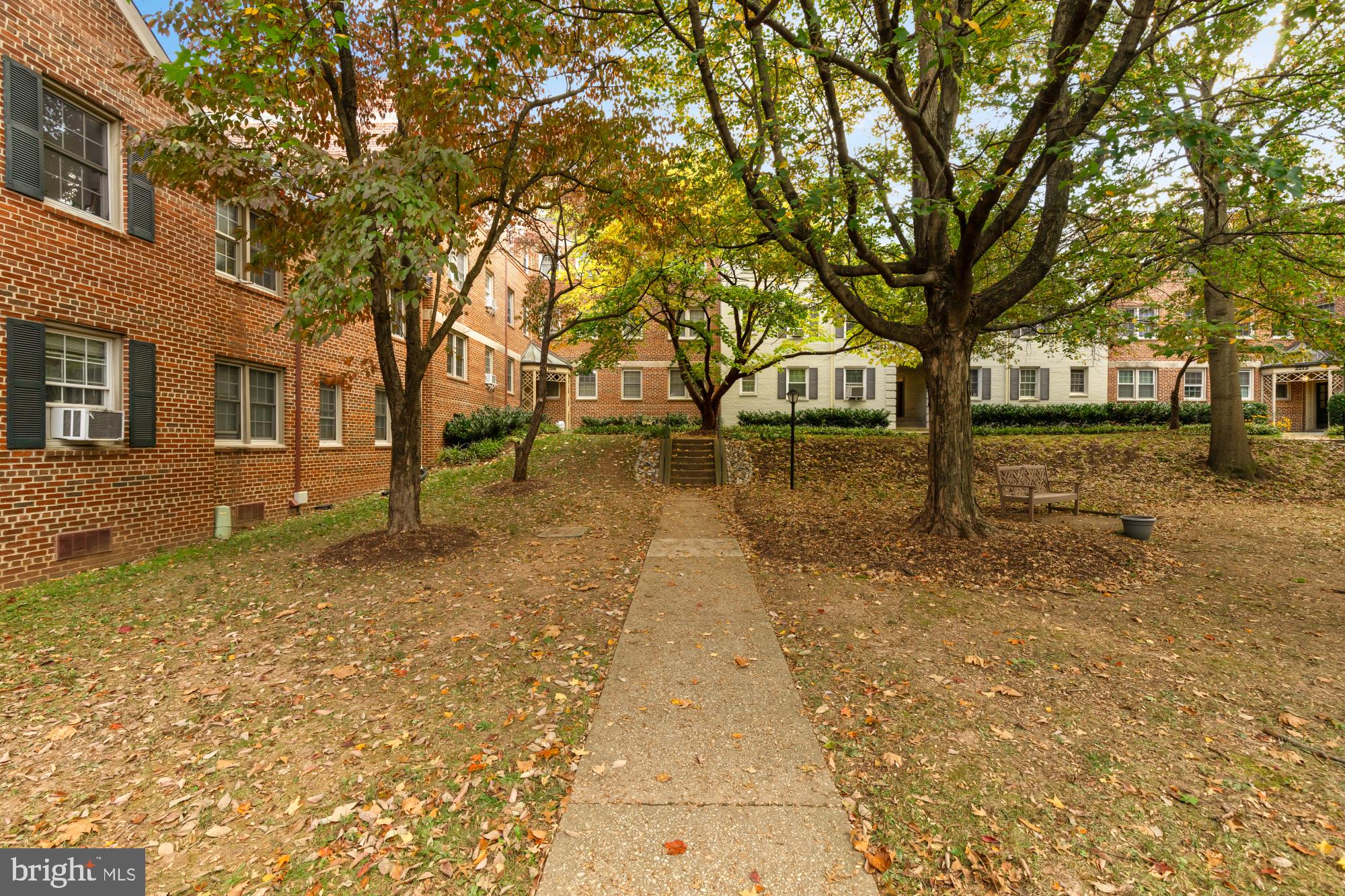 ROCK CREEK VILLAGE CONDOMINIUMS - Residential Lease