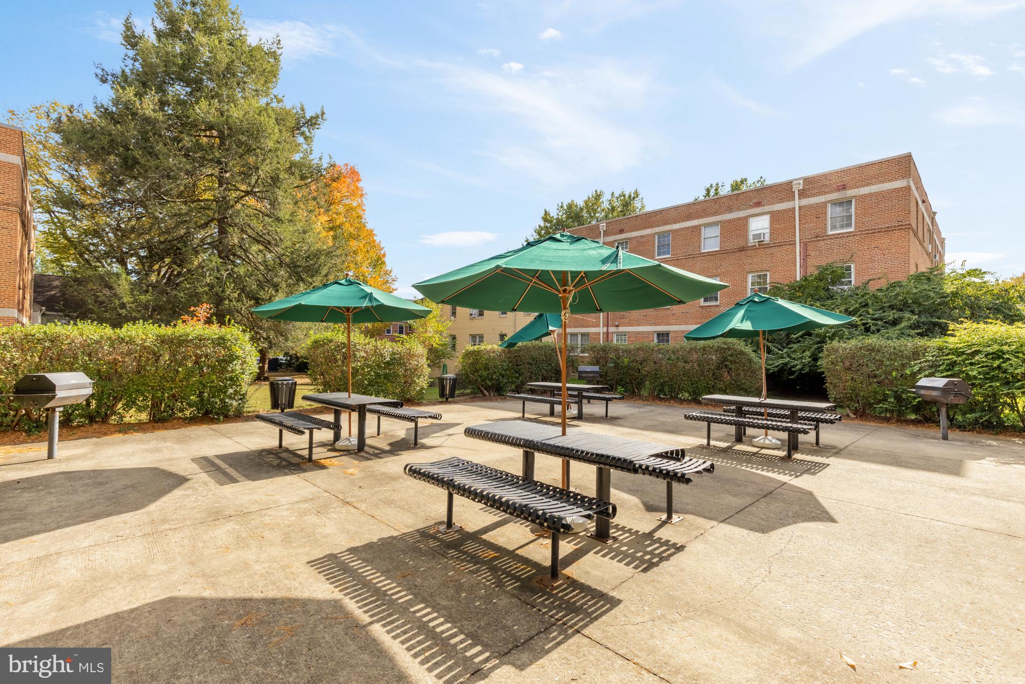 ROCK CREEK VILLAGE CONDOMINIUMS - Residential Lease