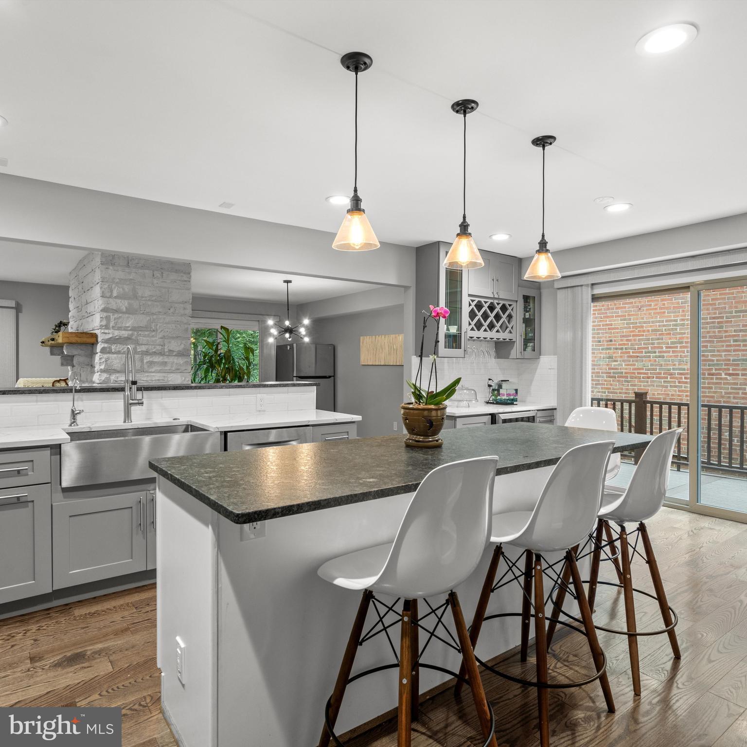 GREAT OAKS - Residential Lease