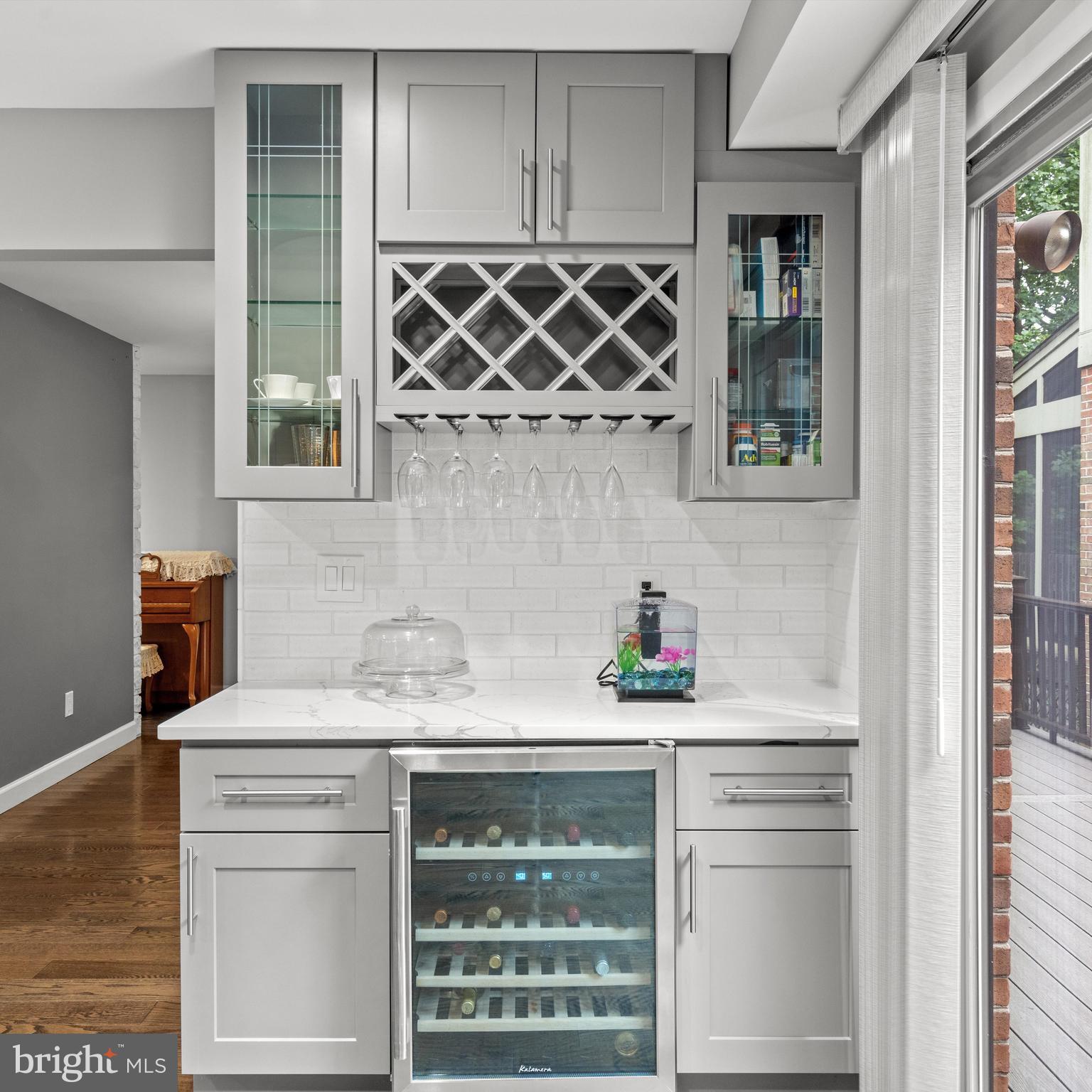 GREAT OAKS - Residential Lease