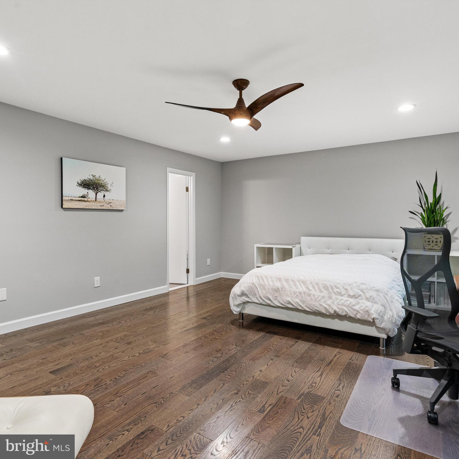 GREAT OAKS - Residential Lease