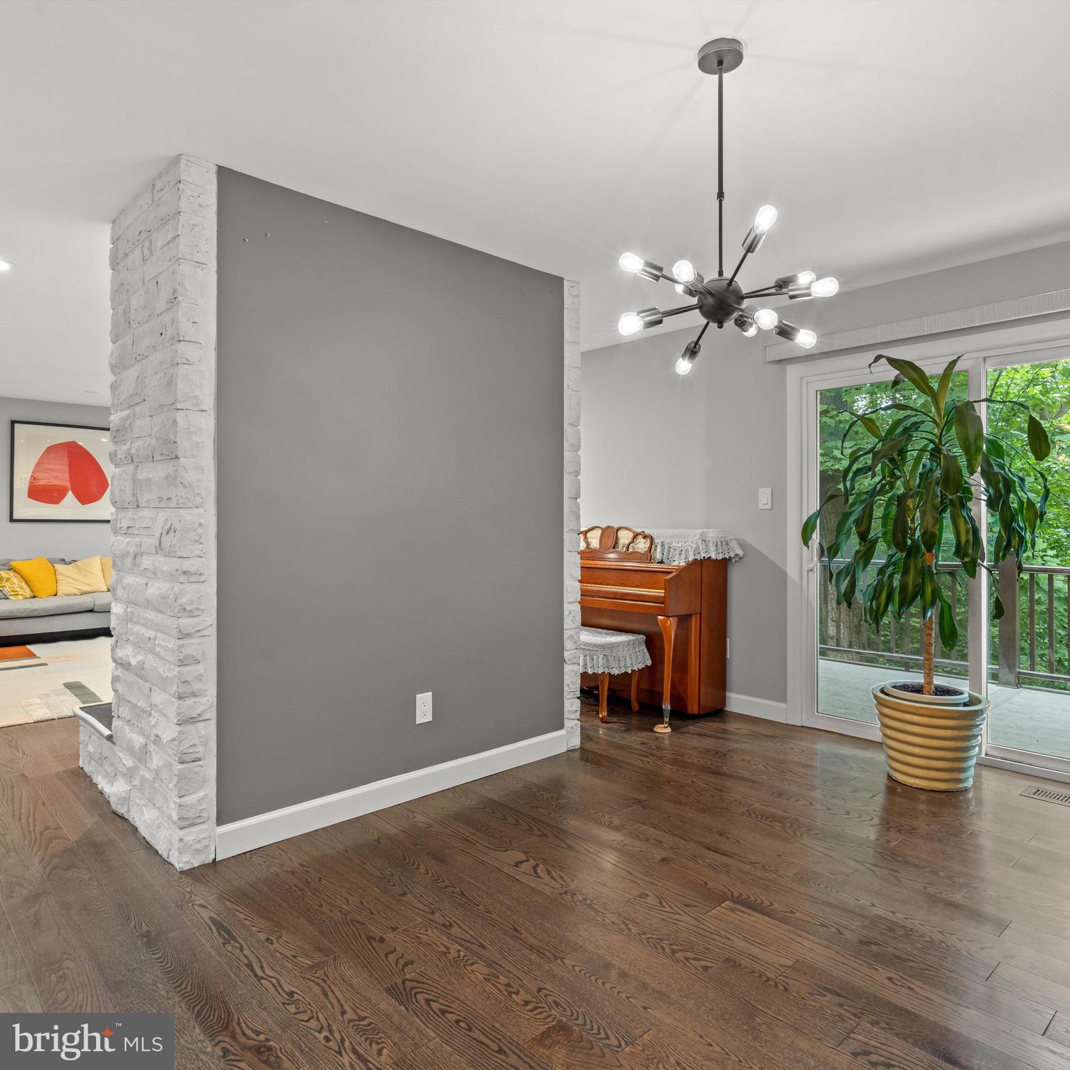 GREAT OAKS - Residential Lease