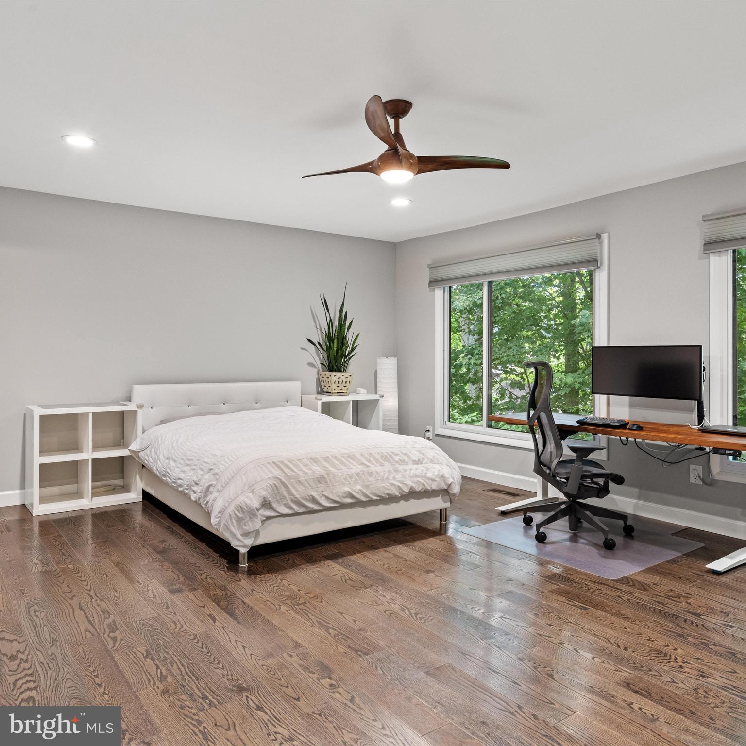 GREAT OAKS - Residential Lease