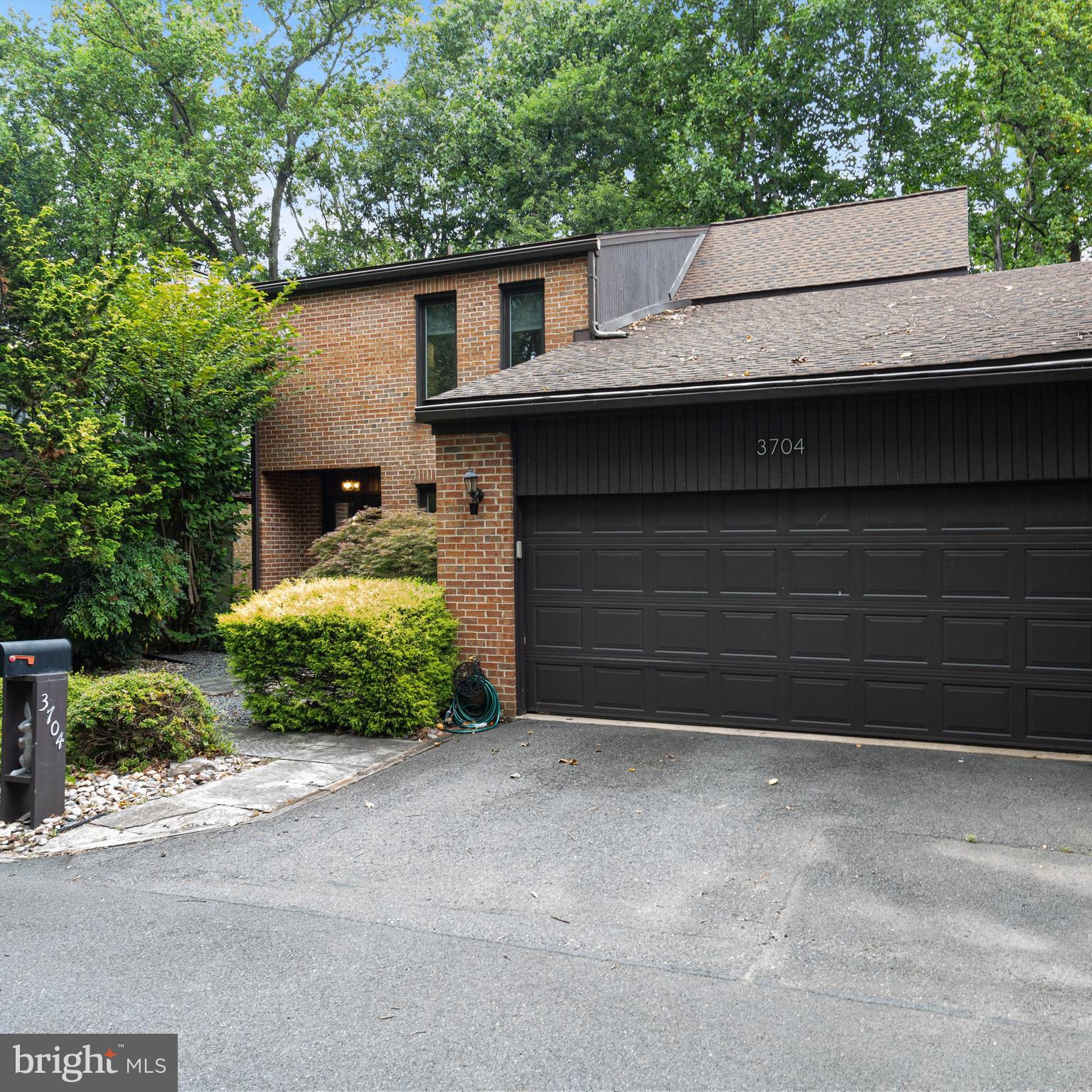 GREAT OAKS - Residential Lease