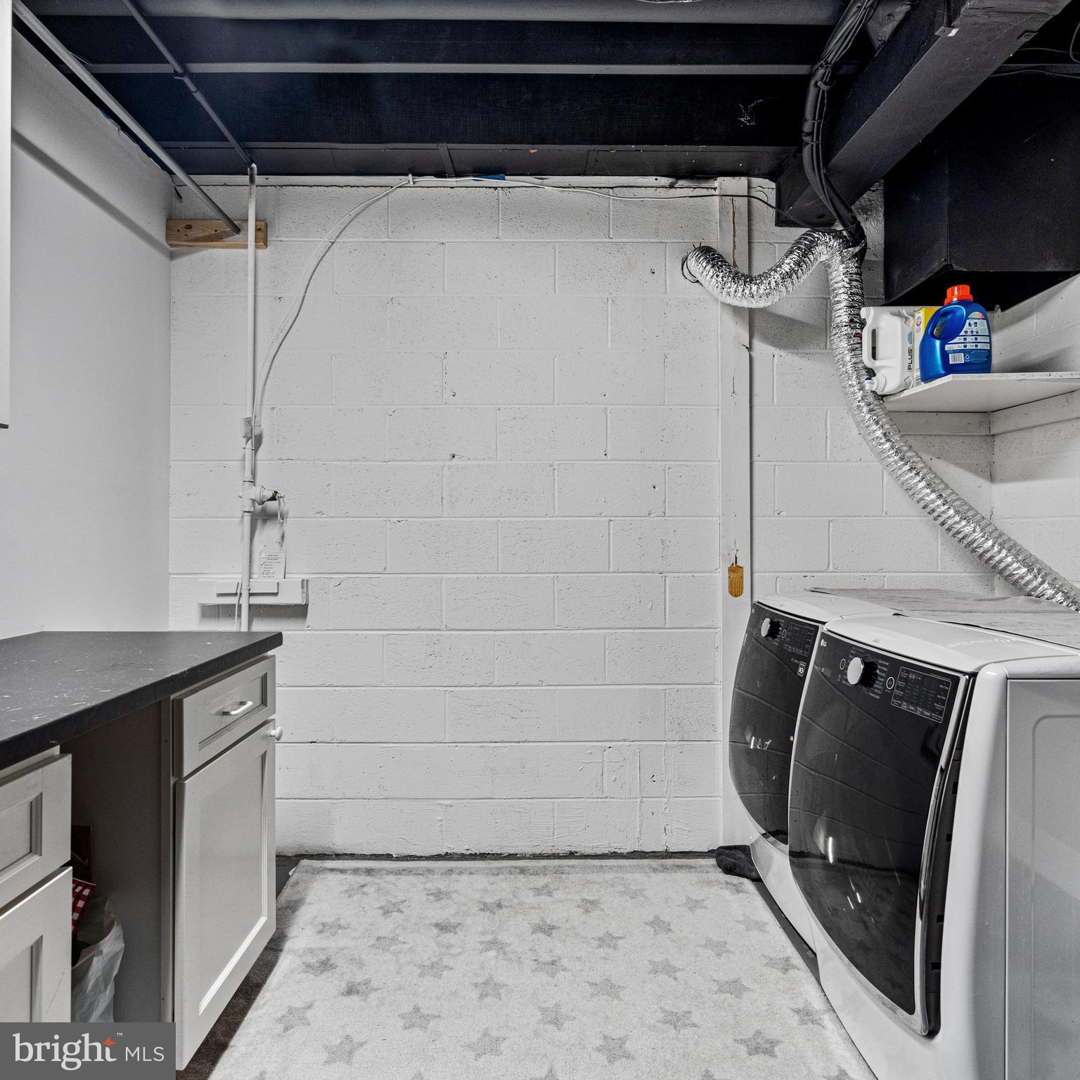 GREAT OAKS - Residential Lease