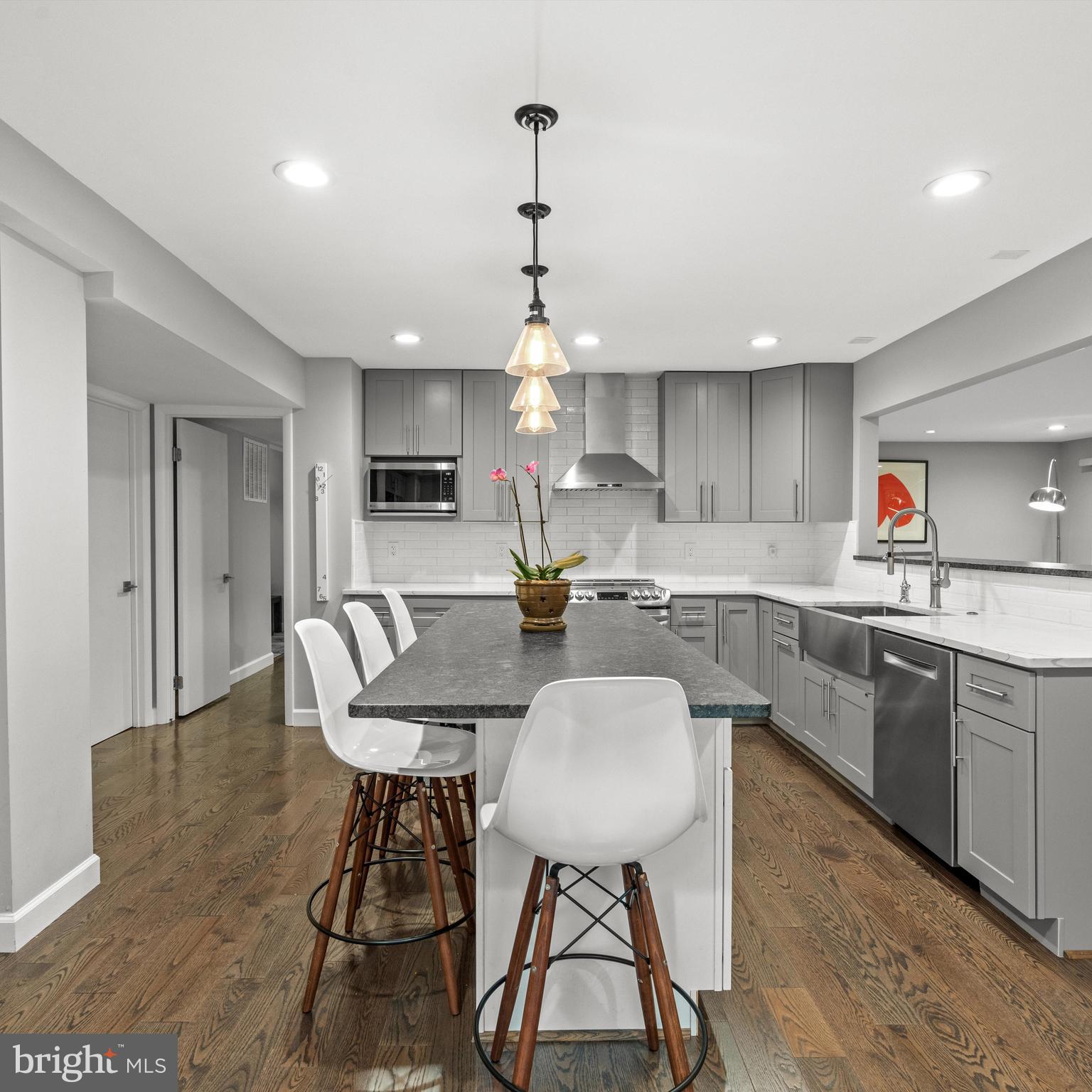 GREAT OAKS - Residential Lease