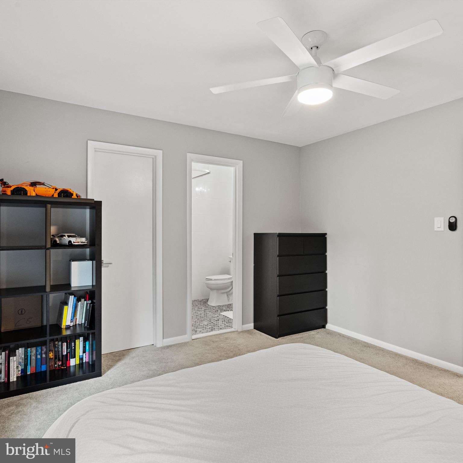 GREAT OAKS - Residential Lease