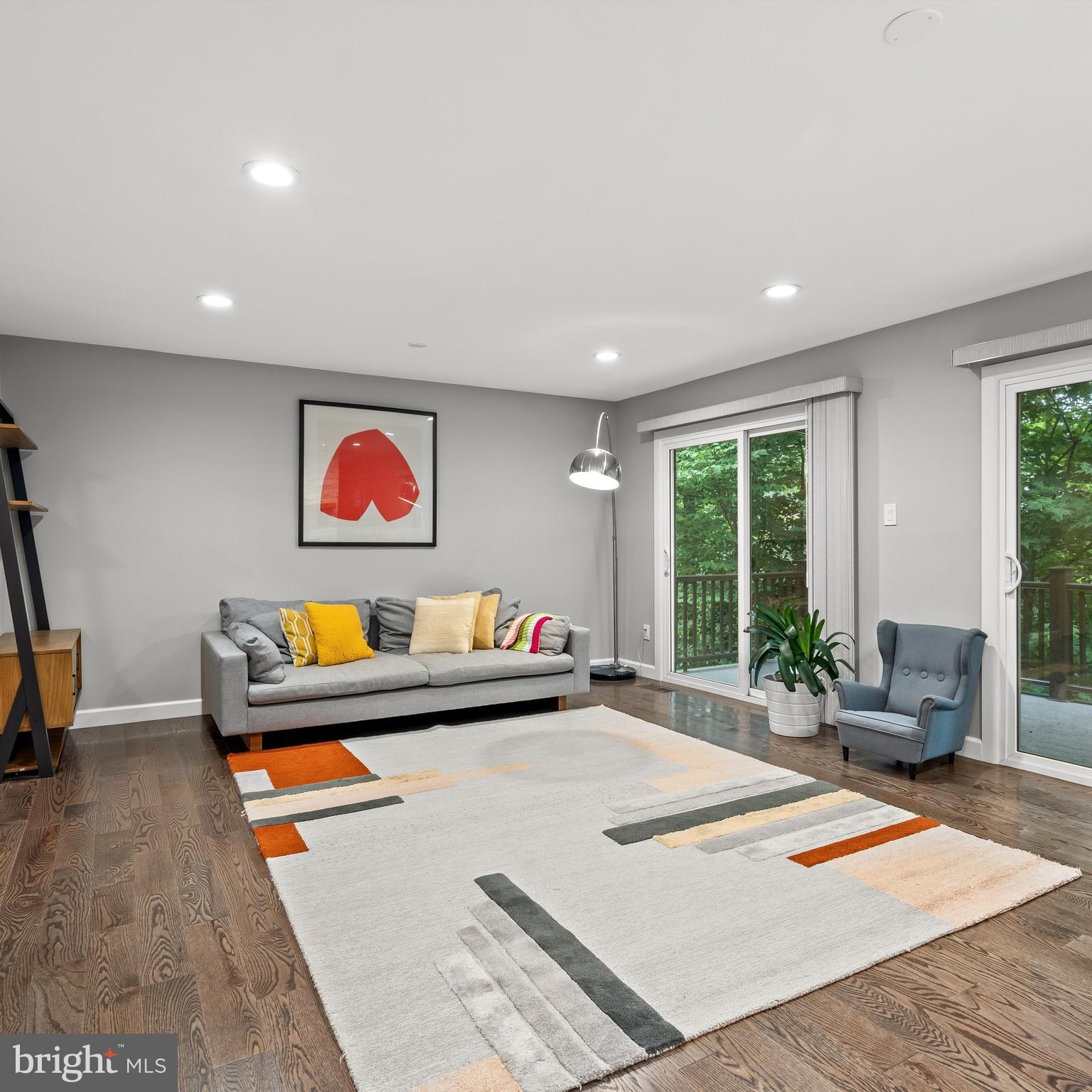 GREAT OAKS - Residential Lease