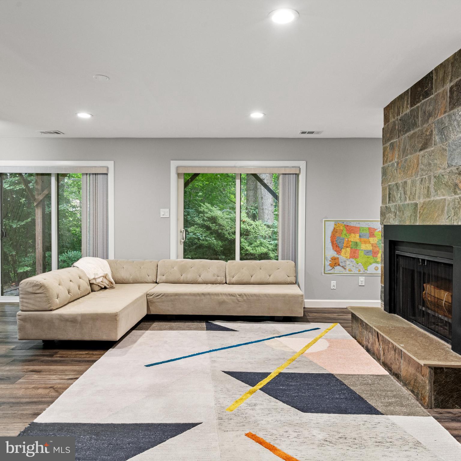 GREAT OAKS - Residential Lease