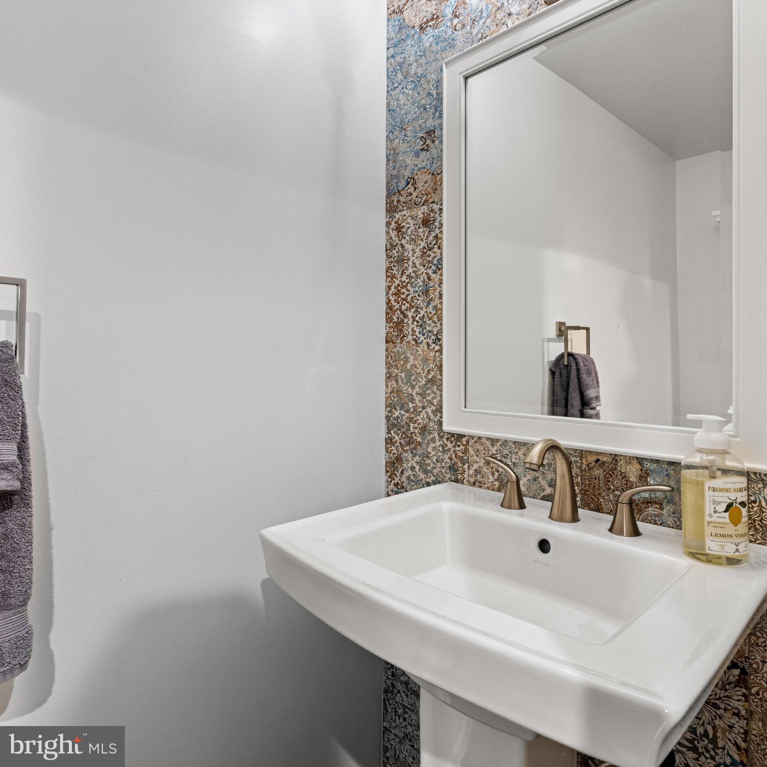 GREAT OAKS - Residential Lease