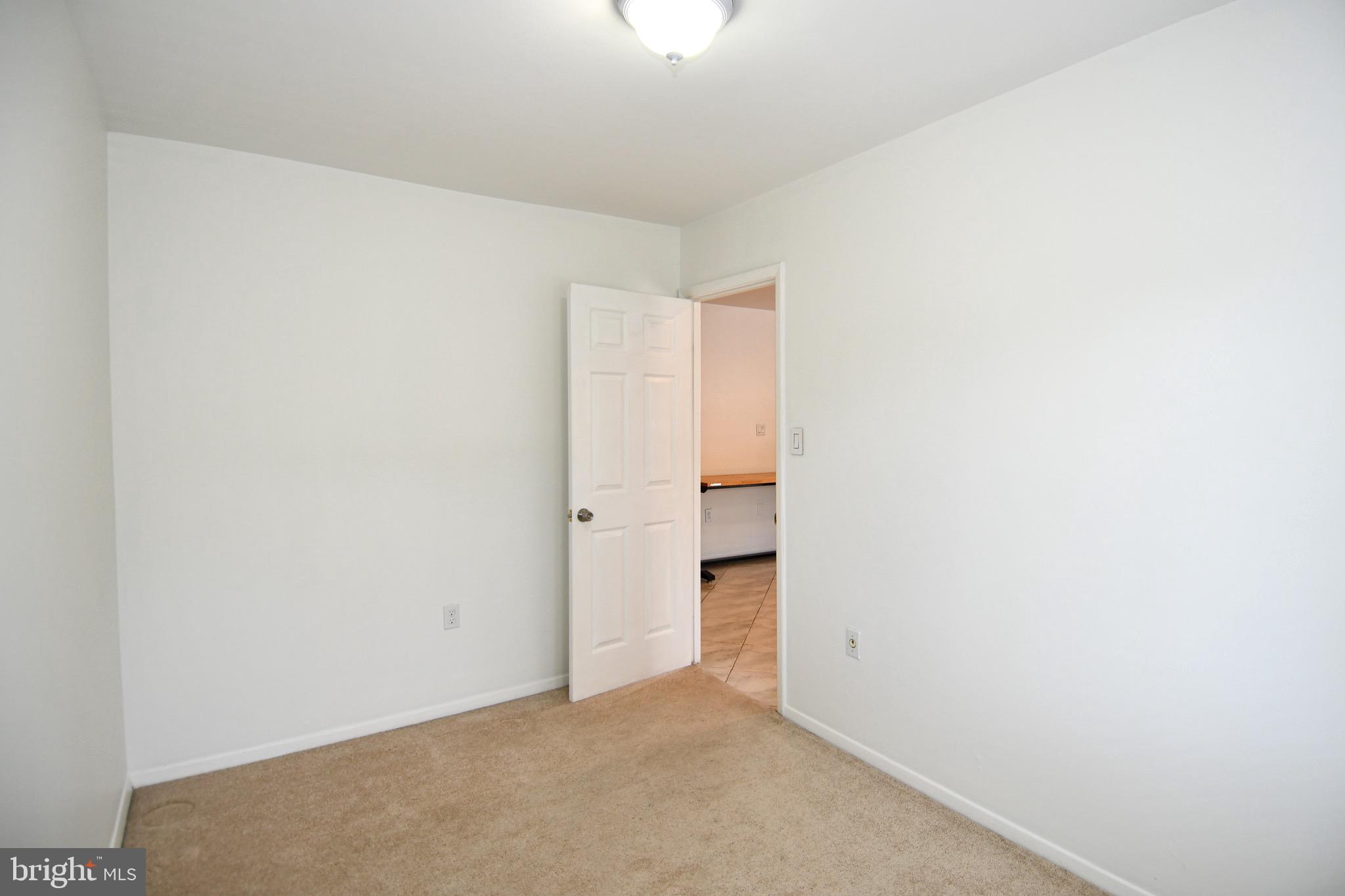 BETHESDA PARK - Residential Lease