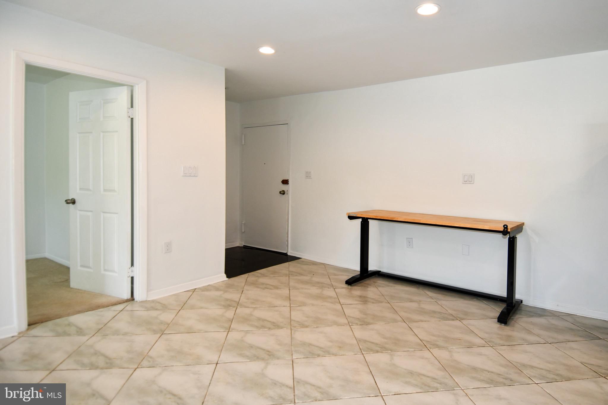 BETHESDA PARK - Residential Lease