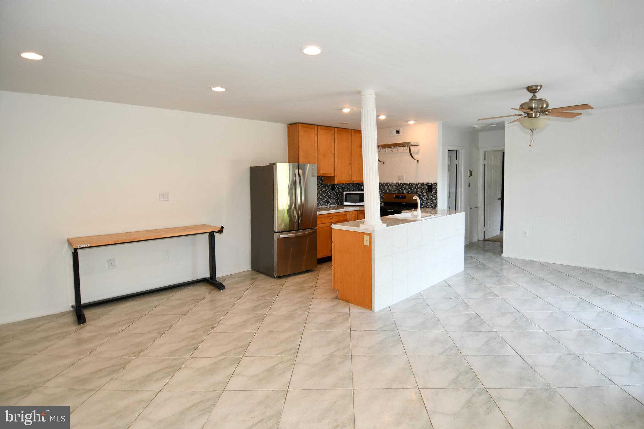 BETHESDA PARK - Residential Lease