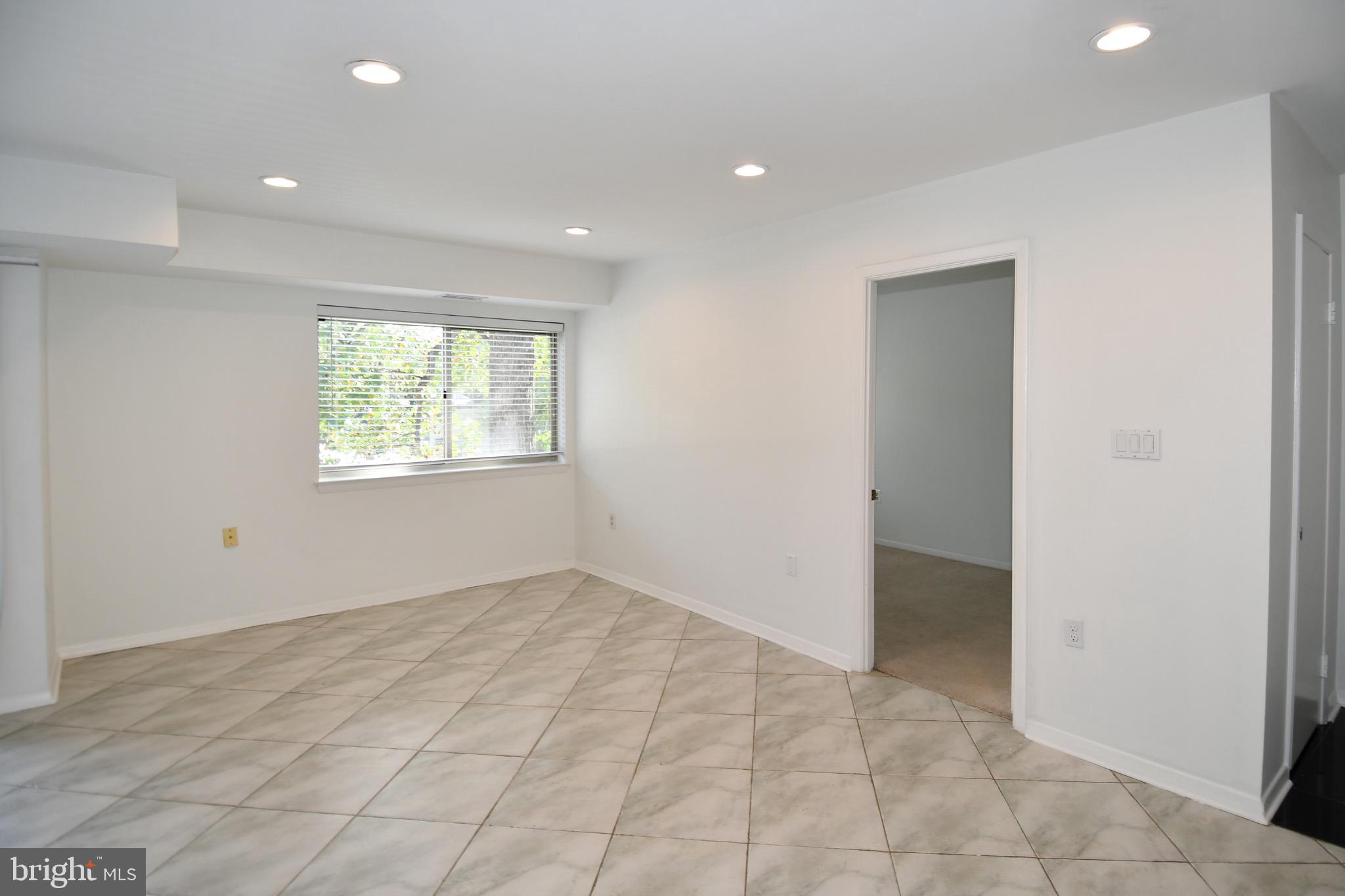 BETHESDA PARK - Residential Lease