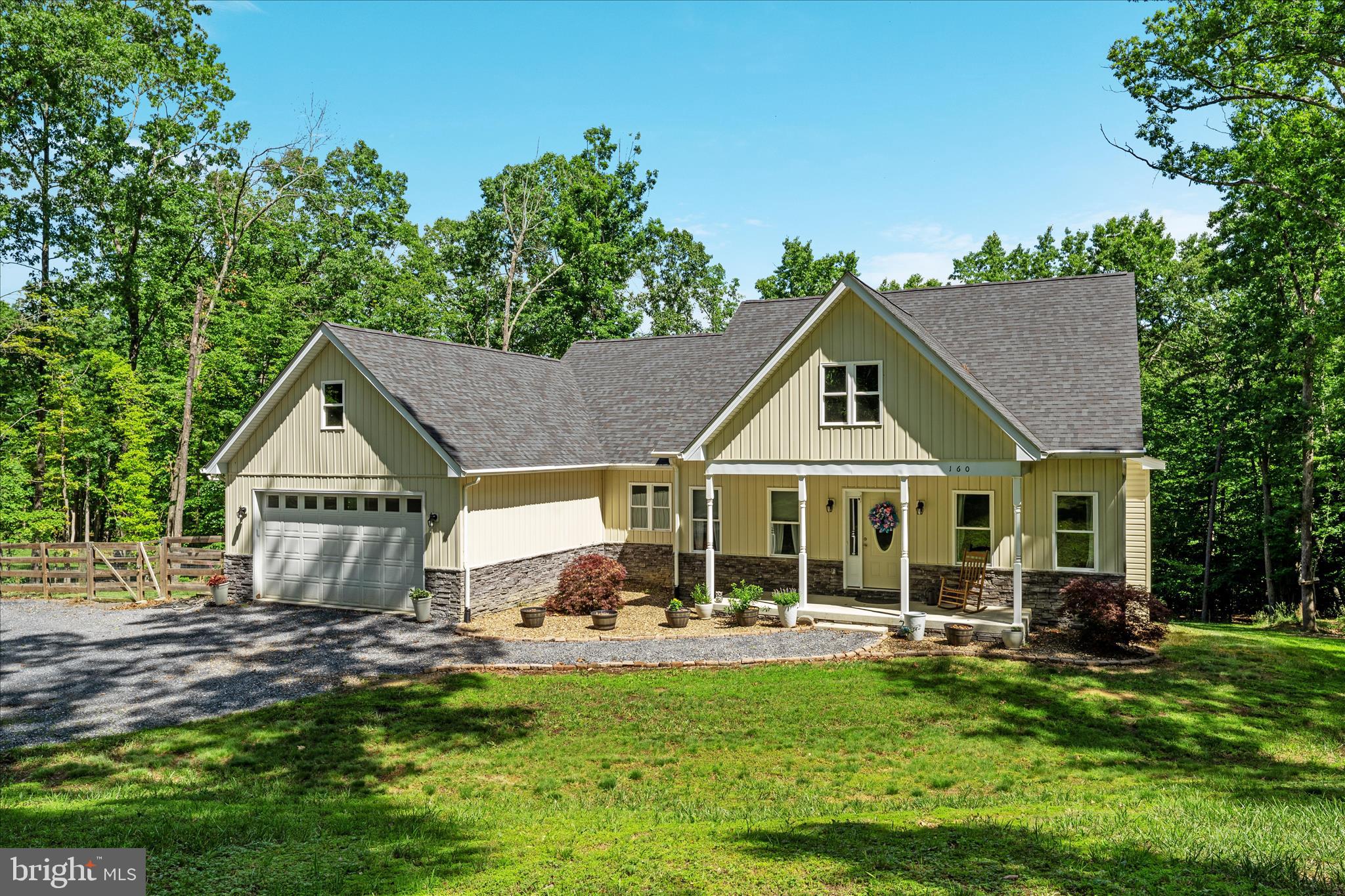 160 CAMP DAVID CT