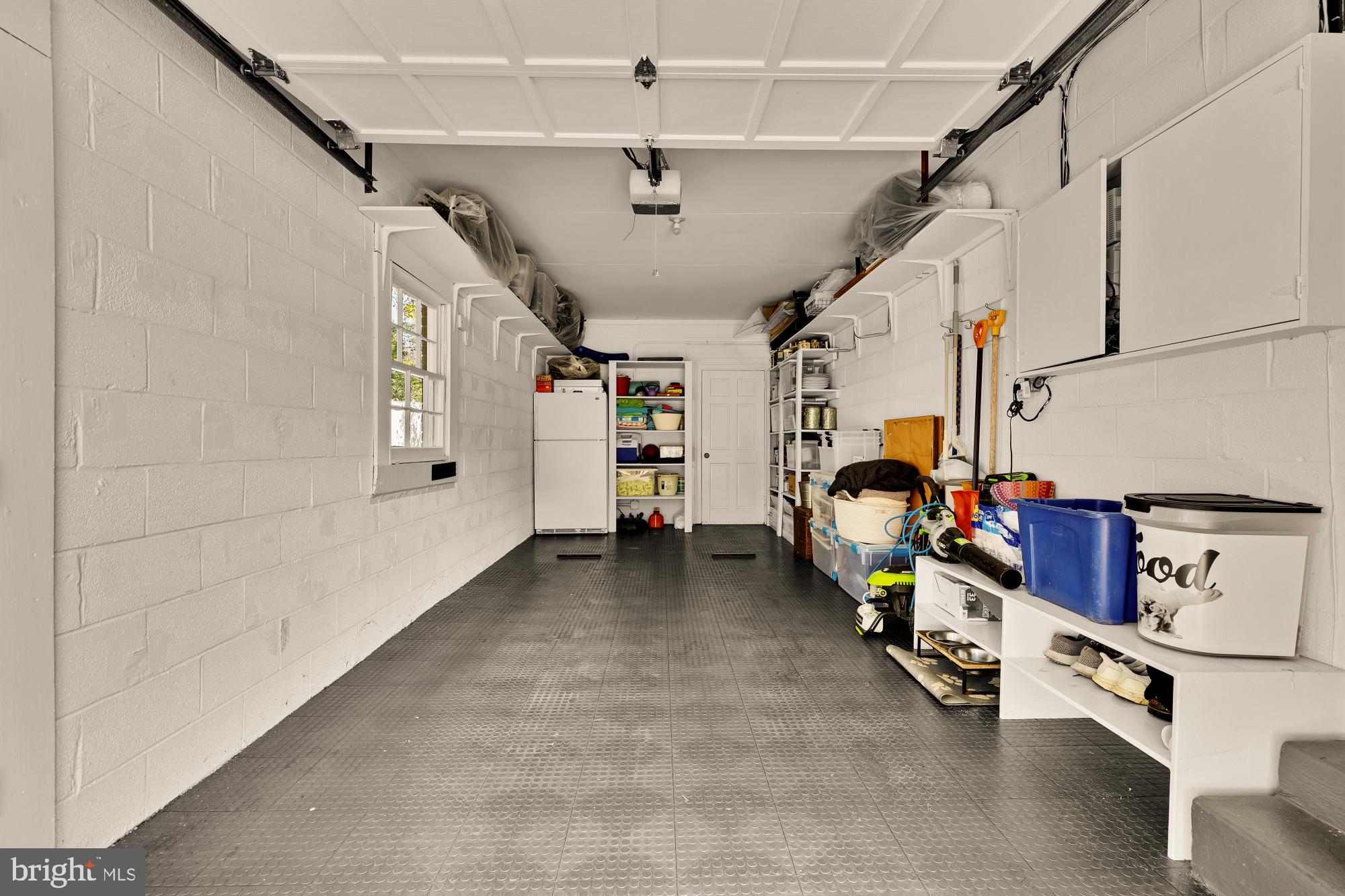 COUNTRY CLUB FOREST - Residential