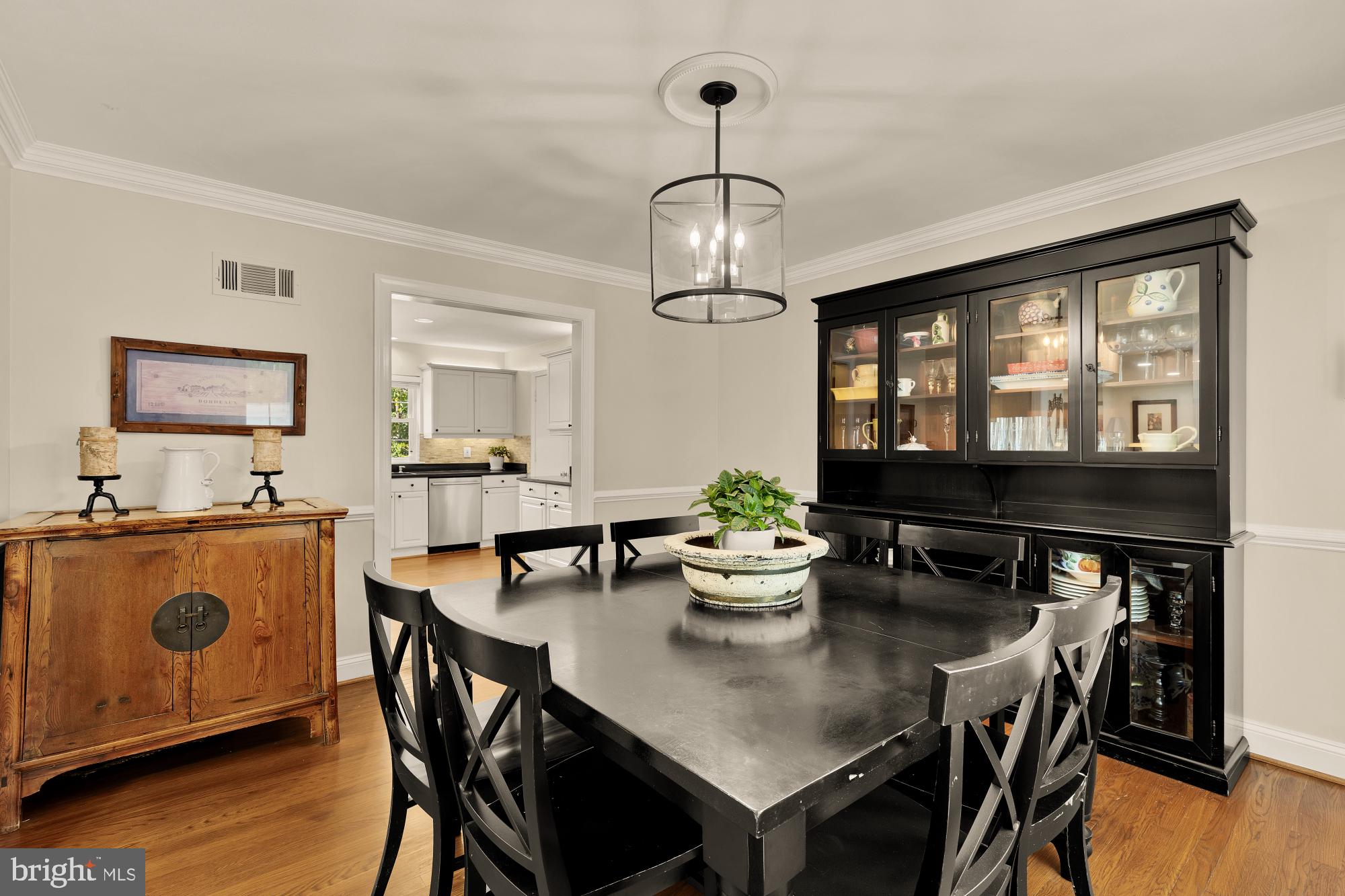 COUNTRY CLUB FOREST - Residential