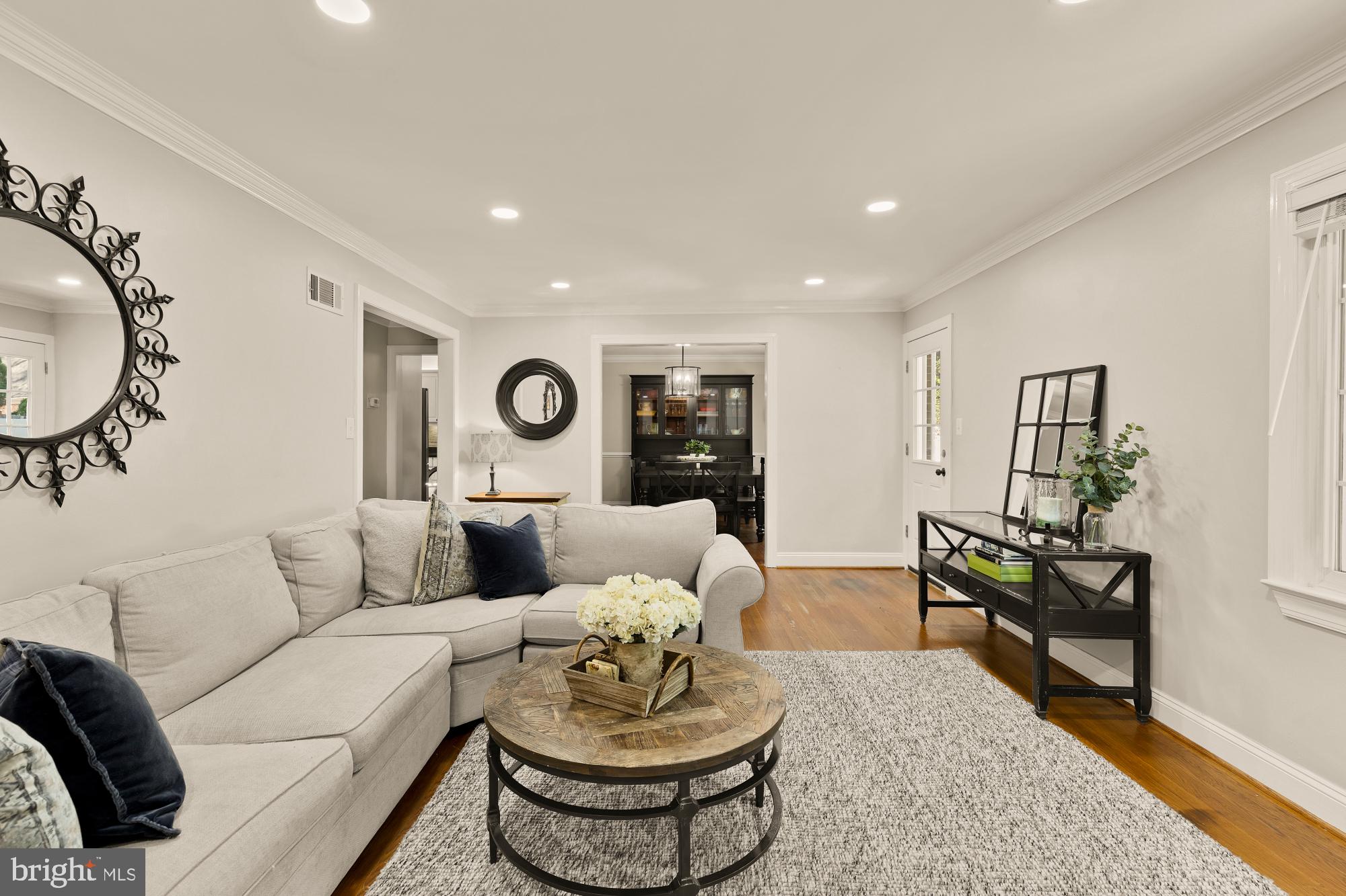 COUNTRY CLUB FOREST - Residential