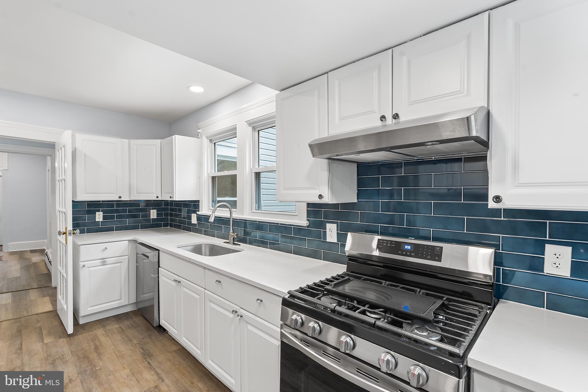 131 W CLINTON STREET