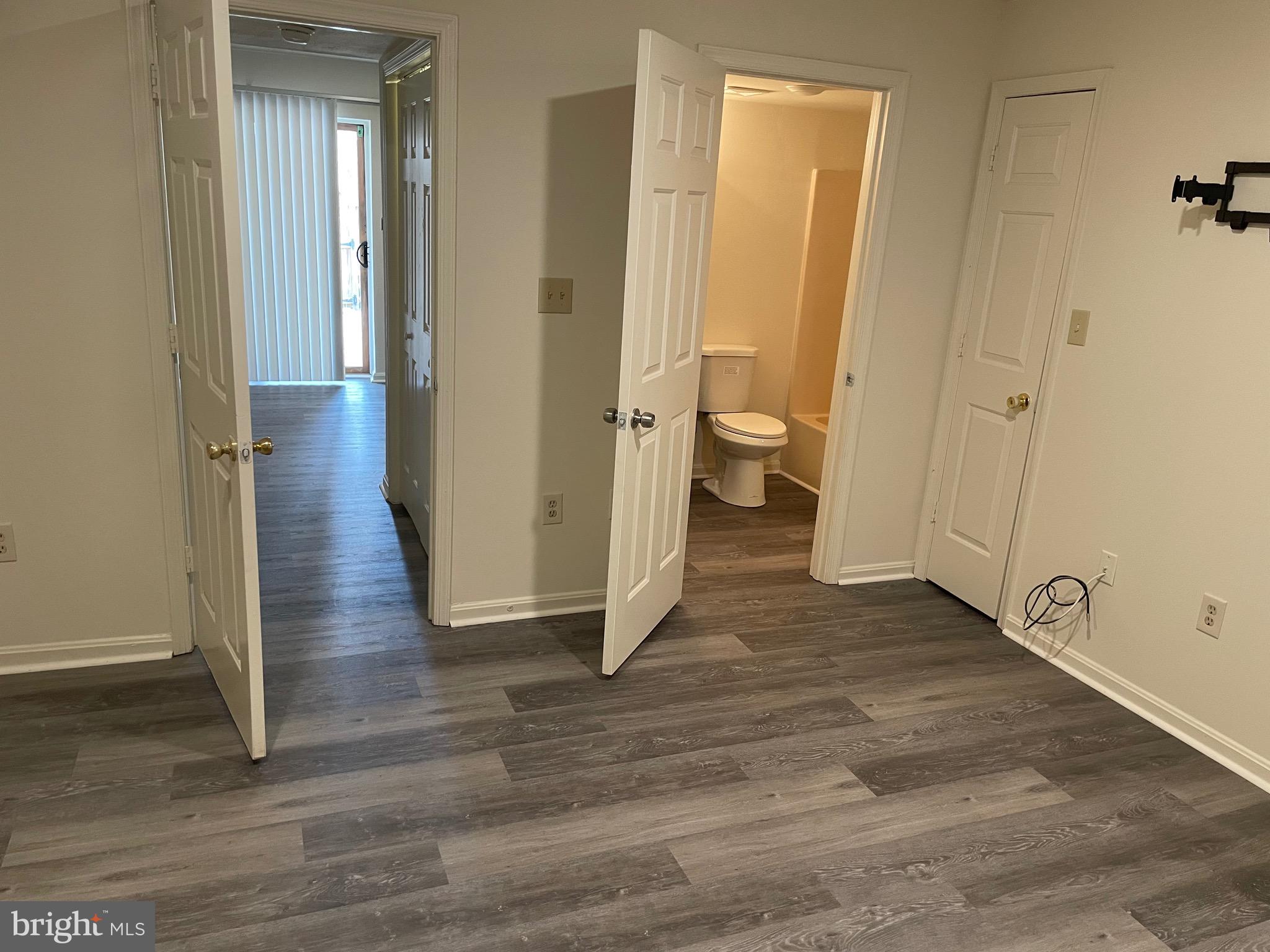 SPRING VALLEY - Residential