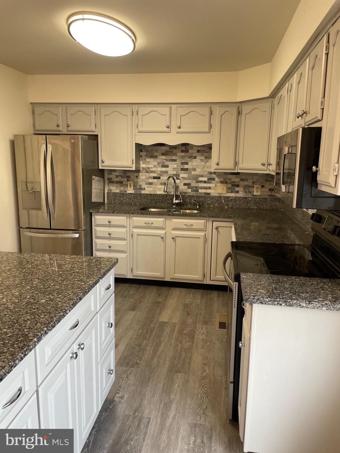 SPRING VALLEY - Residential