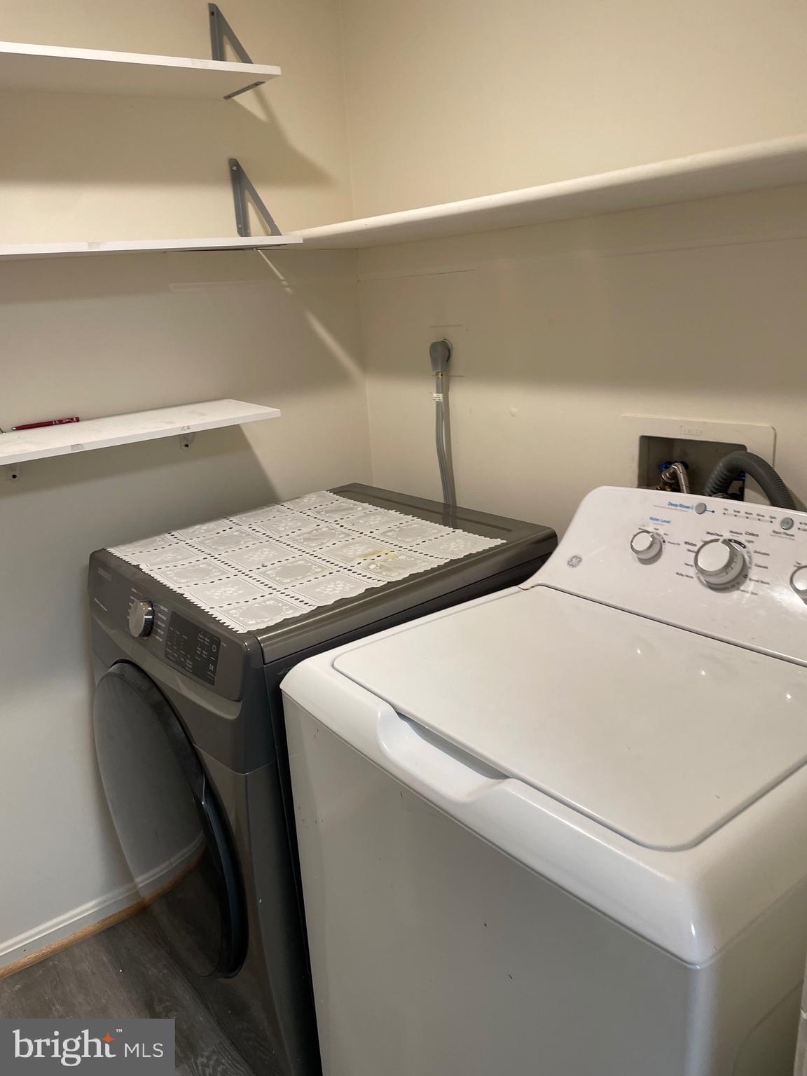 SPRING VALLEY - Residential