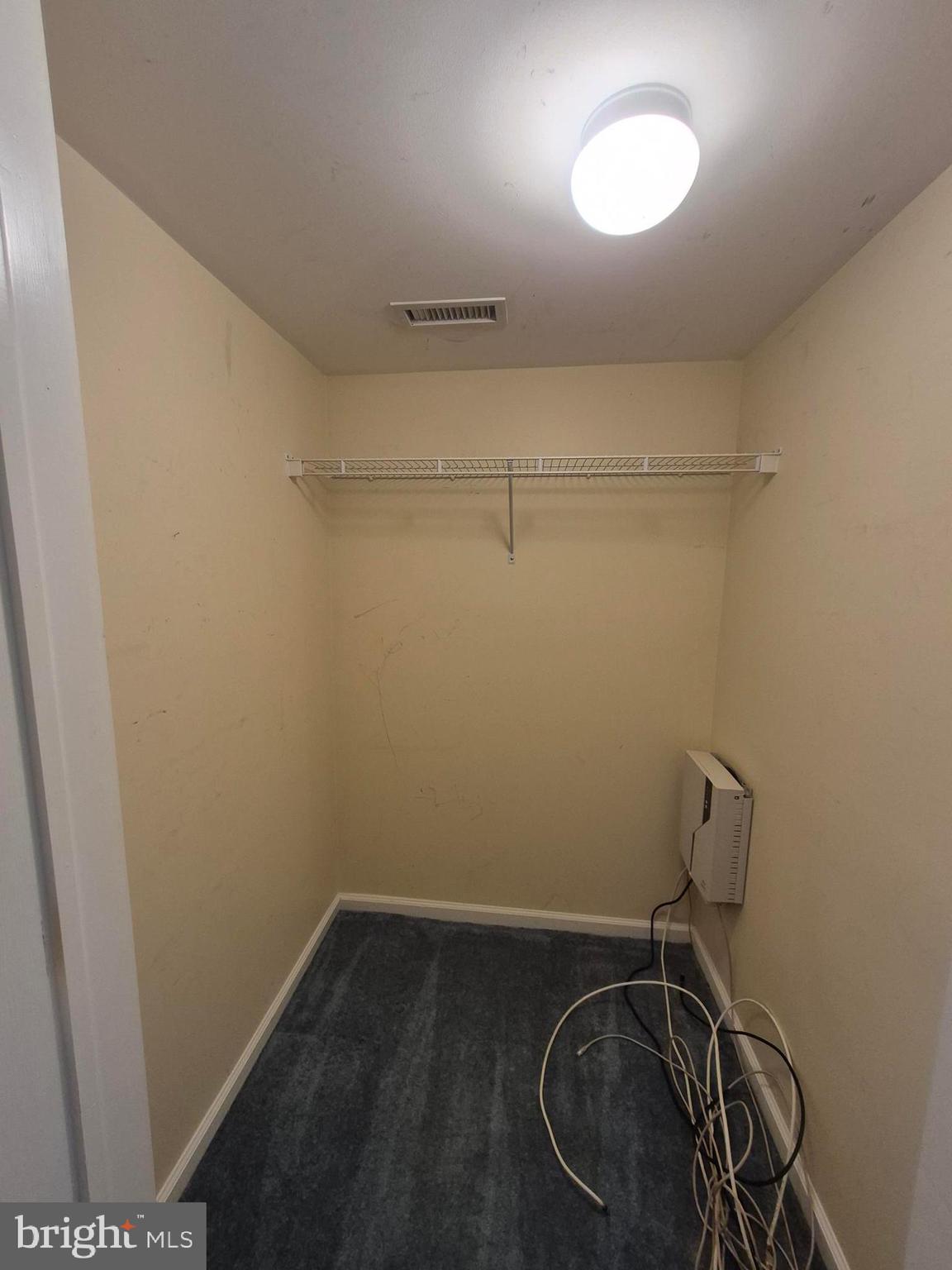 SALEM MANOR - Residential