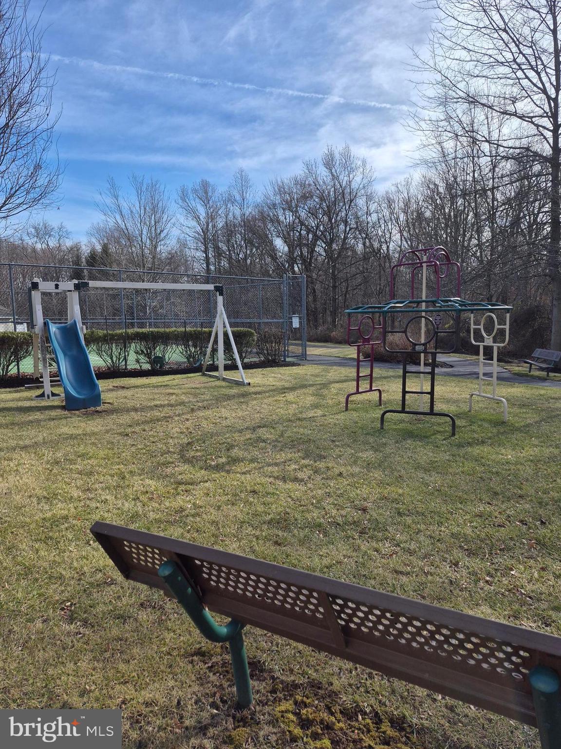 SALEM MANOR - Residential