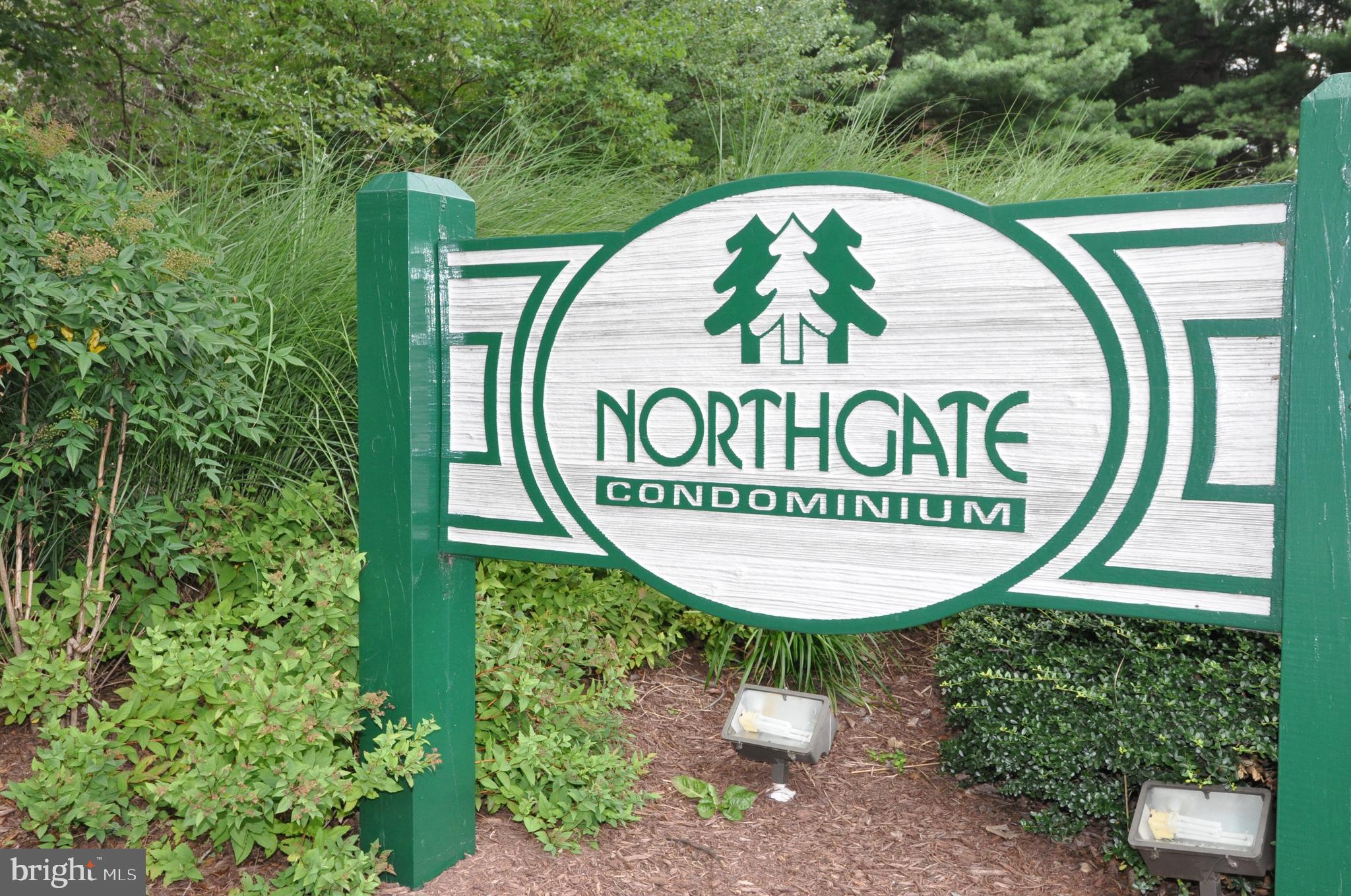 1432 NORTHGATE SQUARE 32/11A