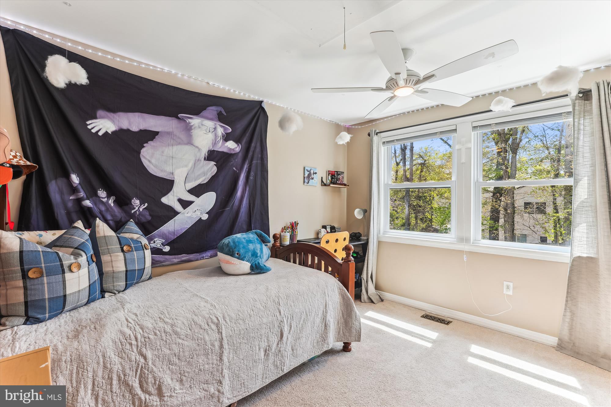 LAKEWOOD HILLS - Residential