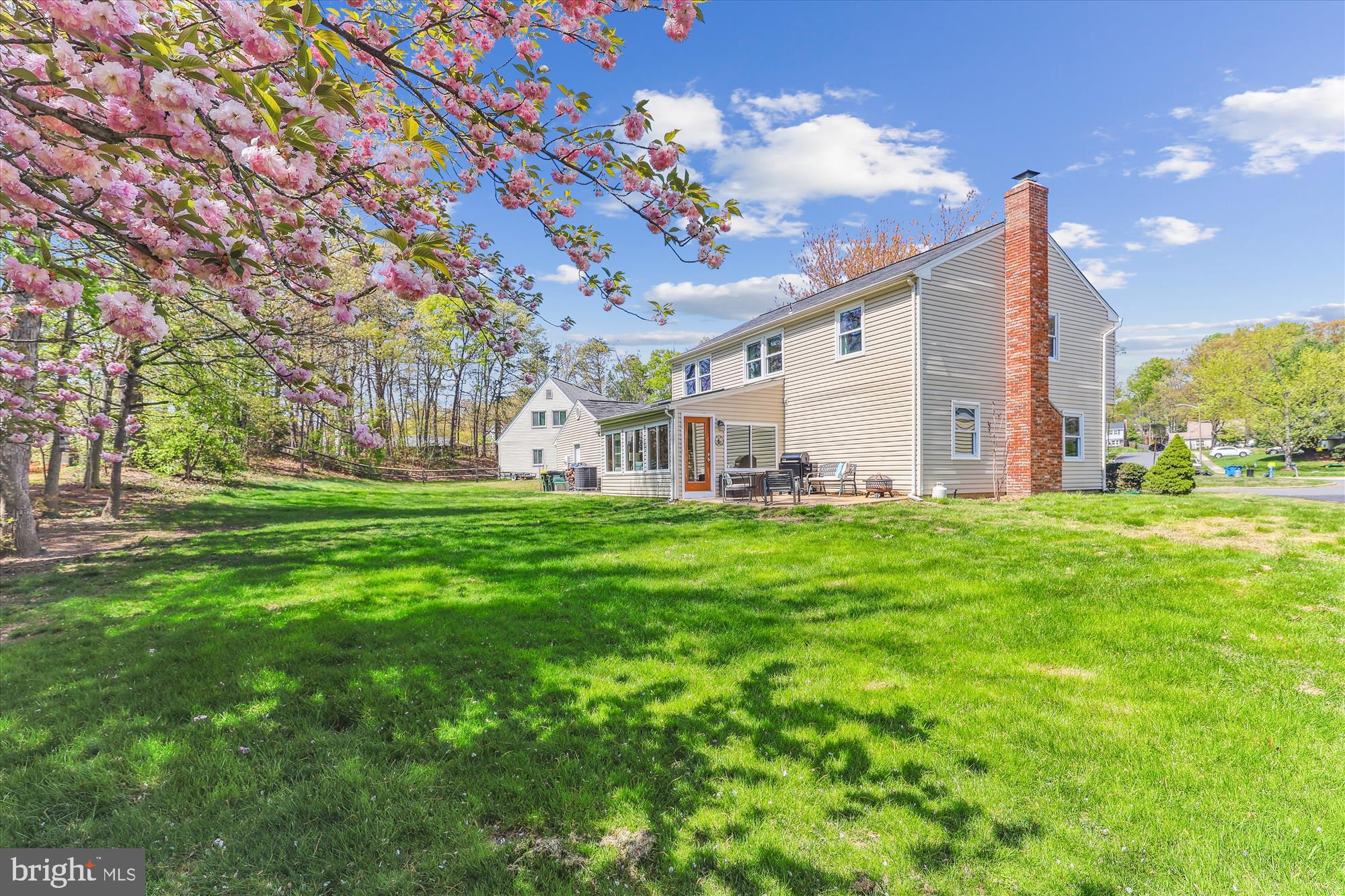 LAKEWOOD HILLS - Residential