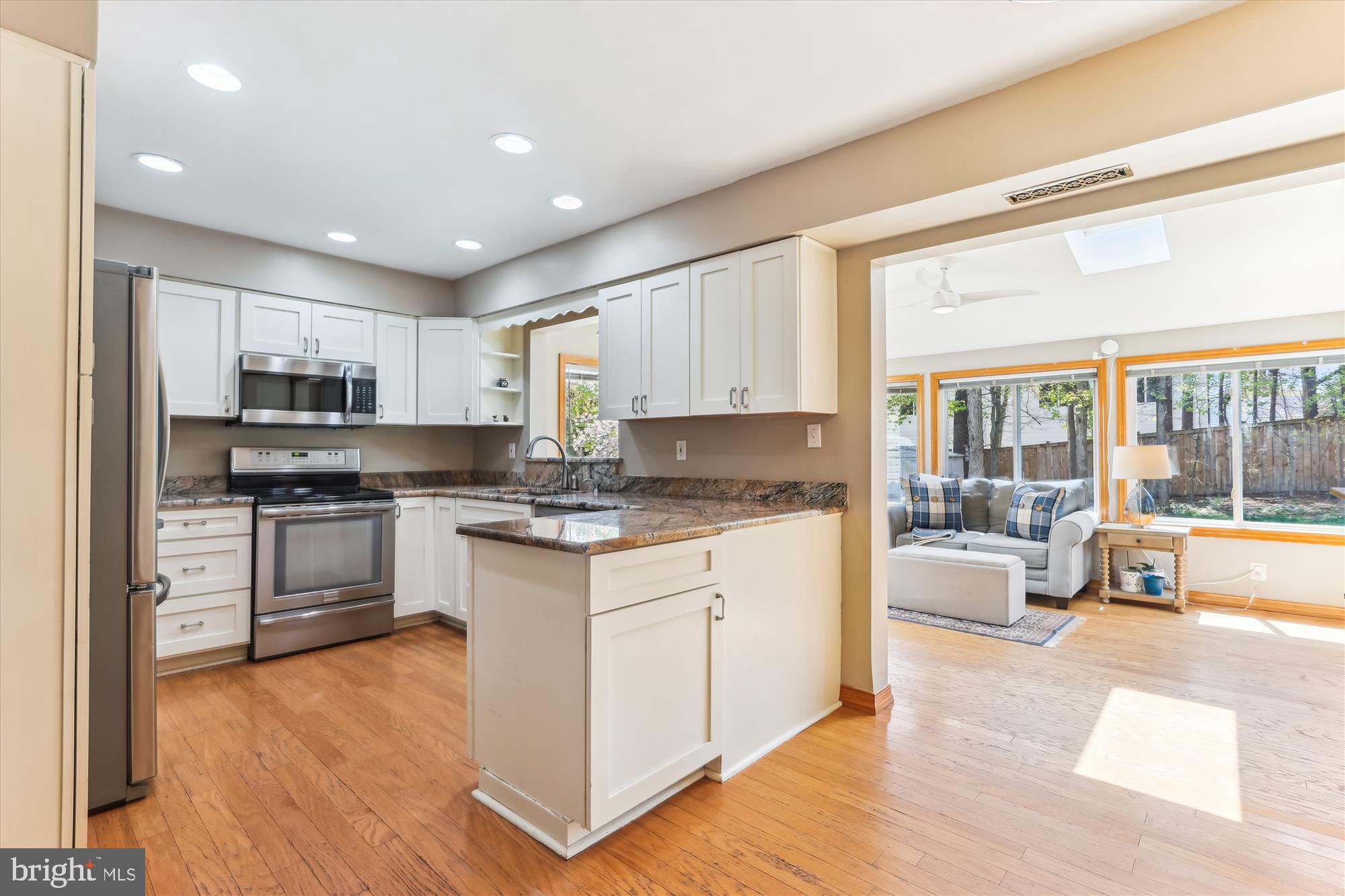 LAKEWOOD HILLS - Residential