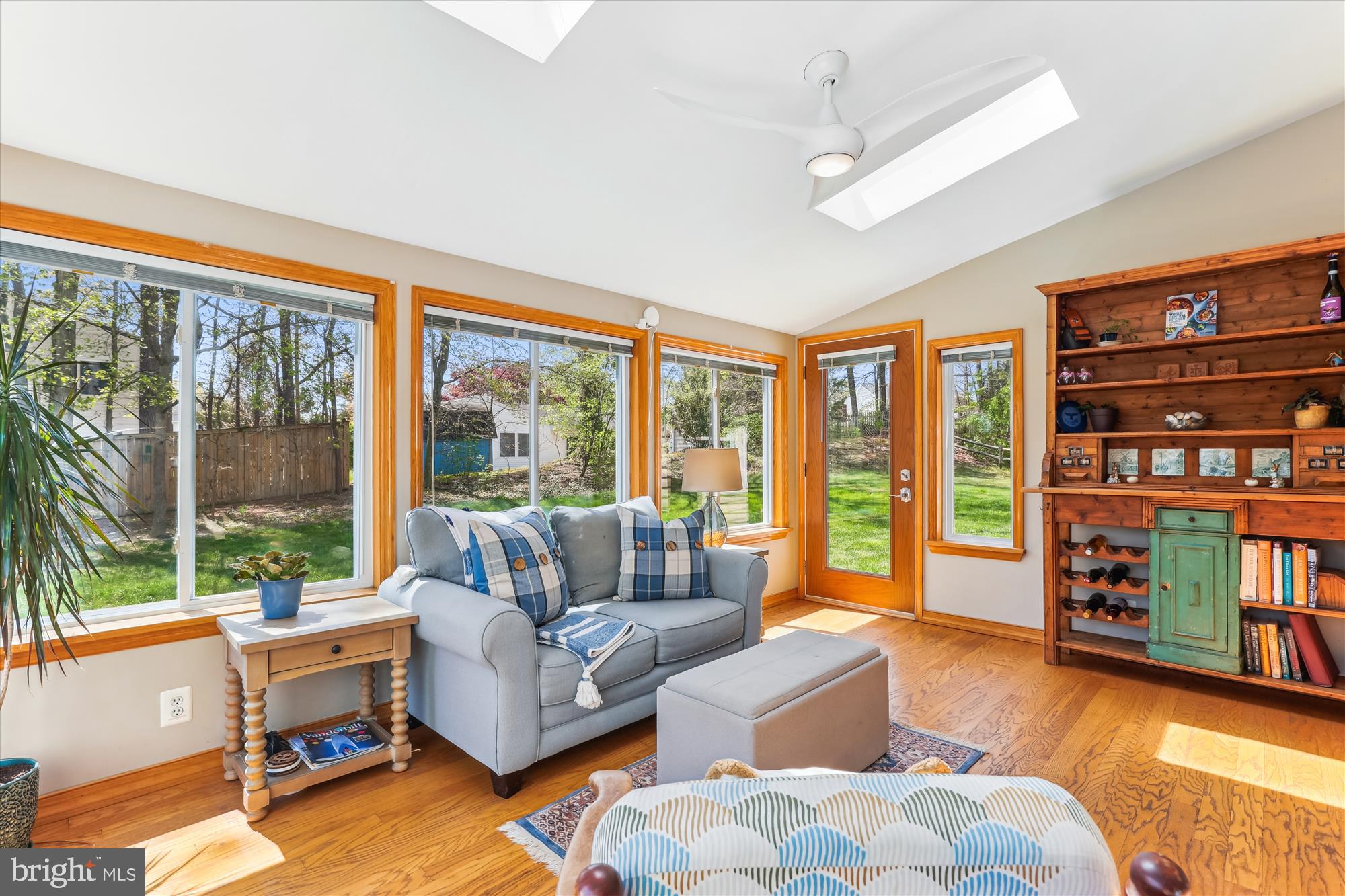 LAKEWOOD HILLS - Residential