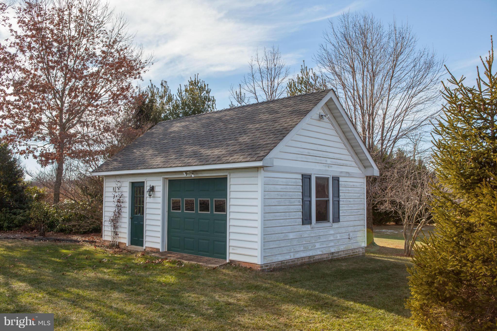 CLAIRMONT MANOR - Residential