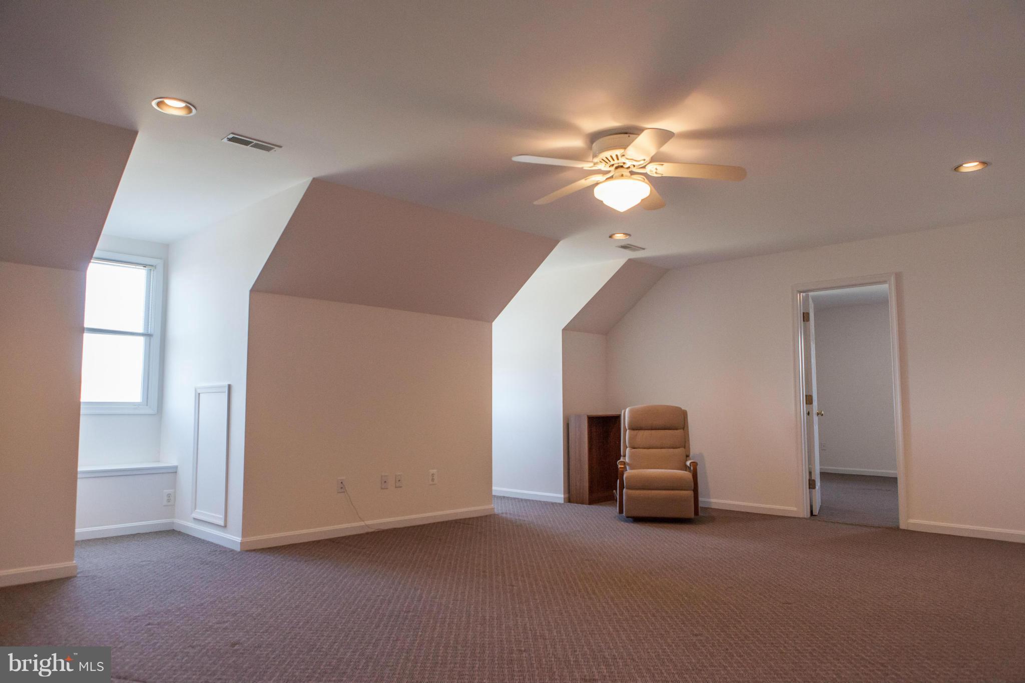 CLAIRMONT MANOR - Residential