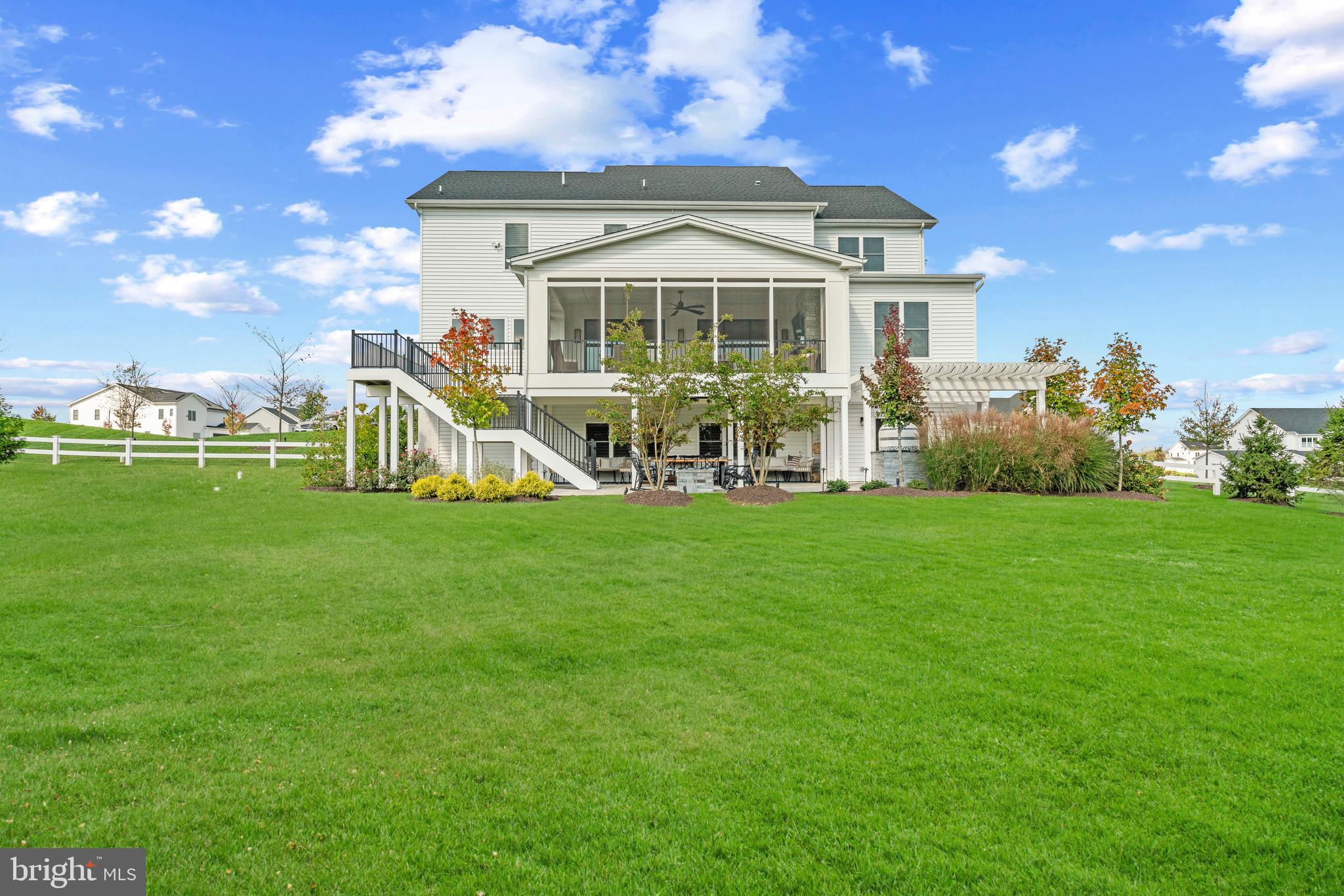 LINDEN GROVE - Residential