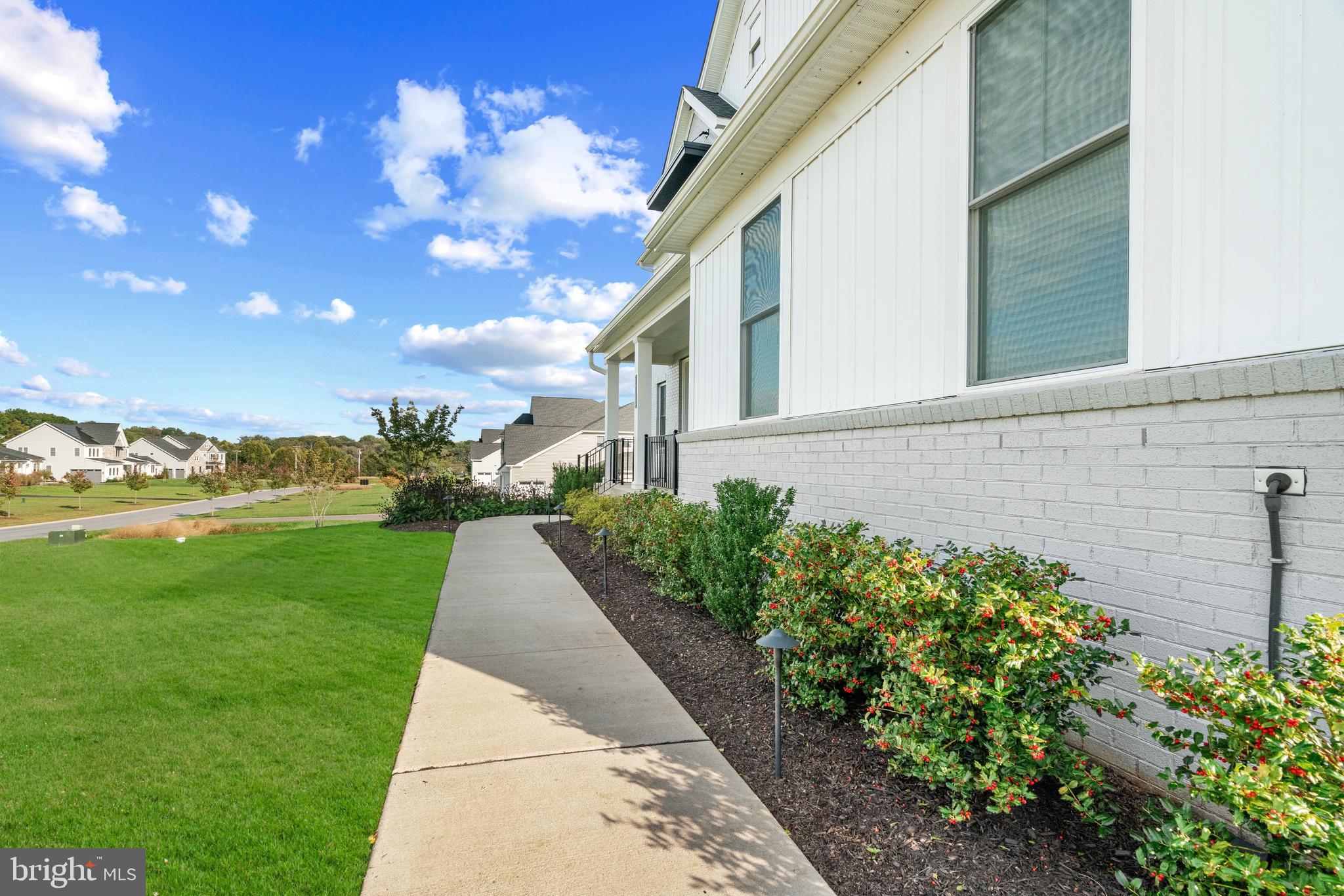 LINDEN GROVE - Residential