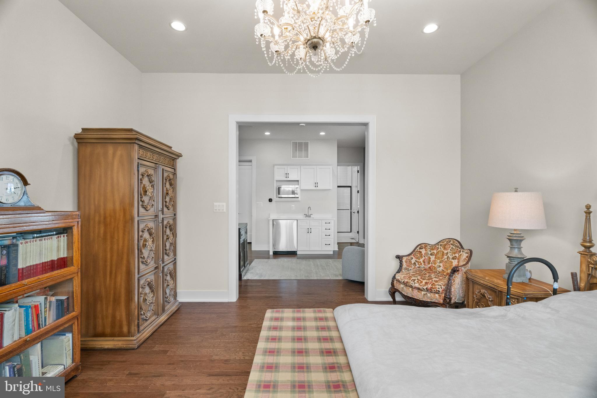 LINDEN GROVE - Residential