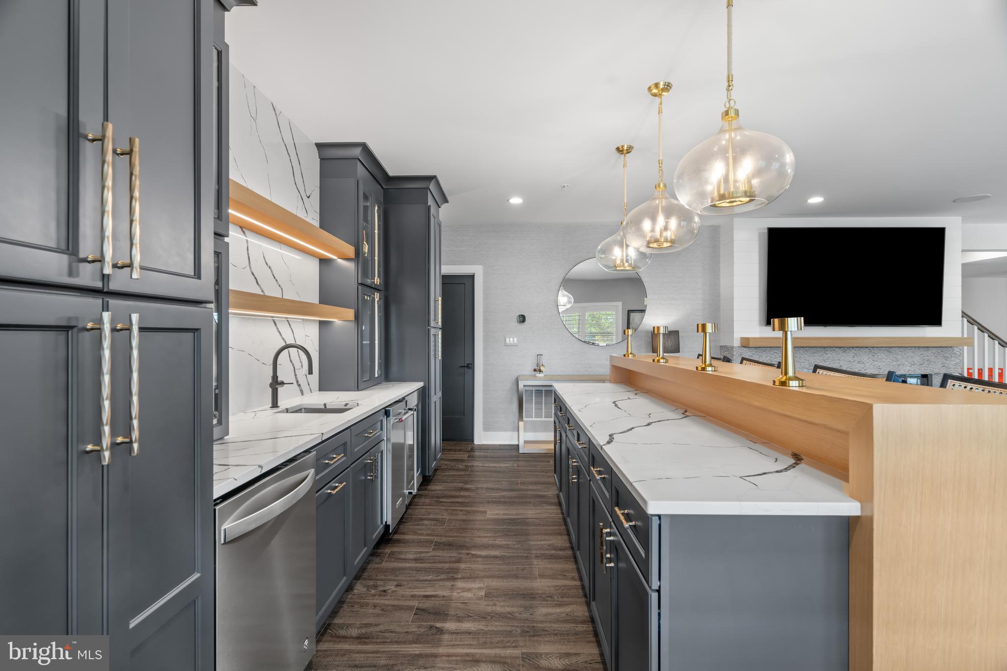 LINDEN GROVE - Residential