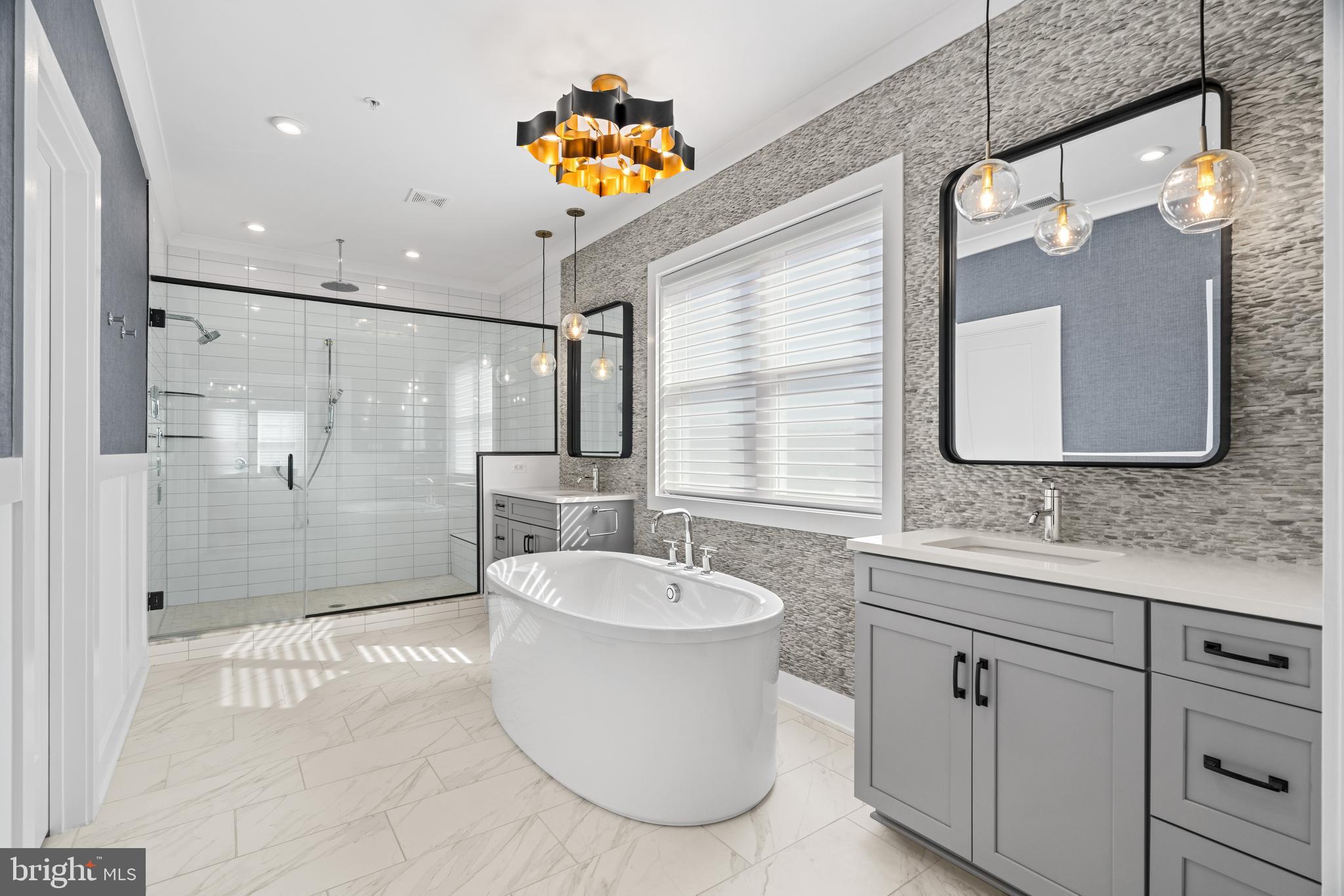 LINDEN GROVE - Residential