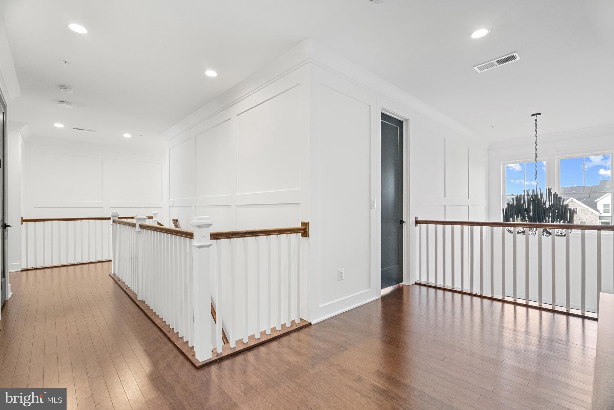 LINDEN GROVE - Residential