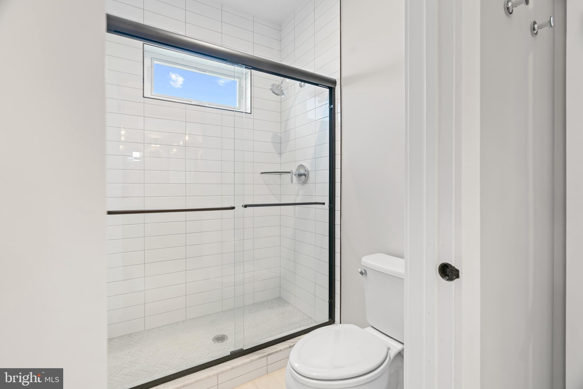 LINDEN GROVE - Residential