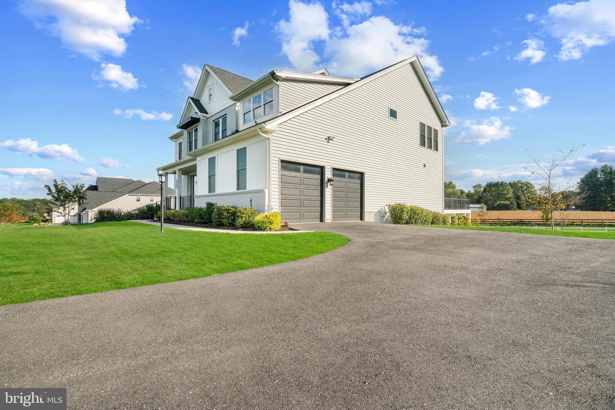 LINDEN GROVE - Residential