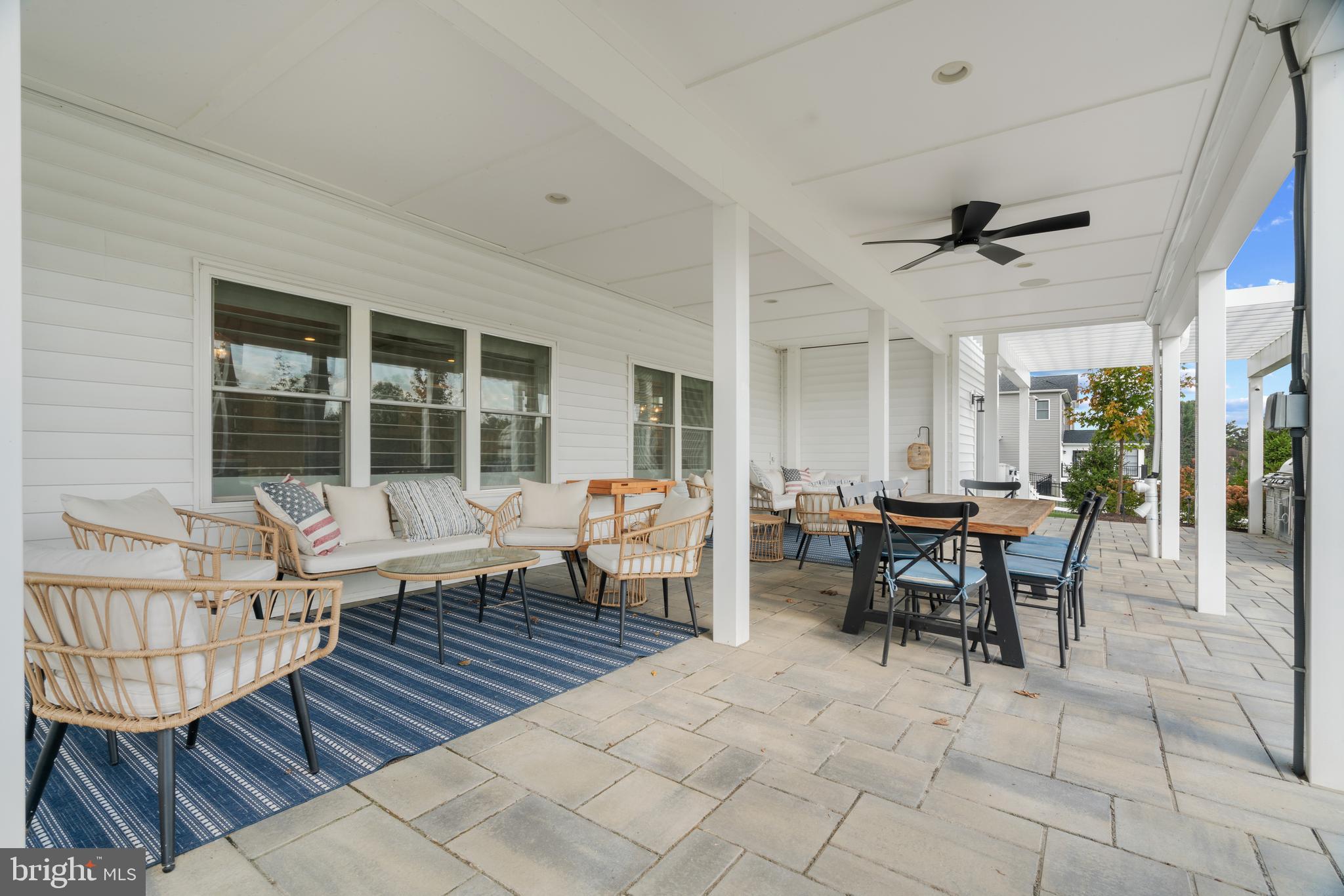 LINDEN GROVE - Residential