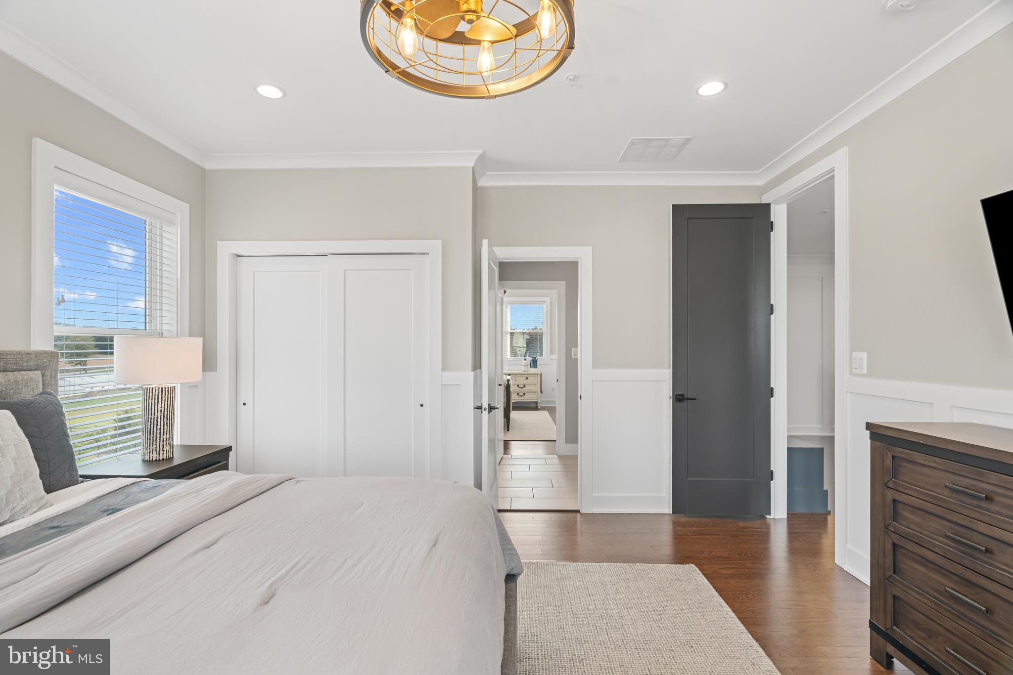 LINDEN GROVE - Residential