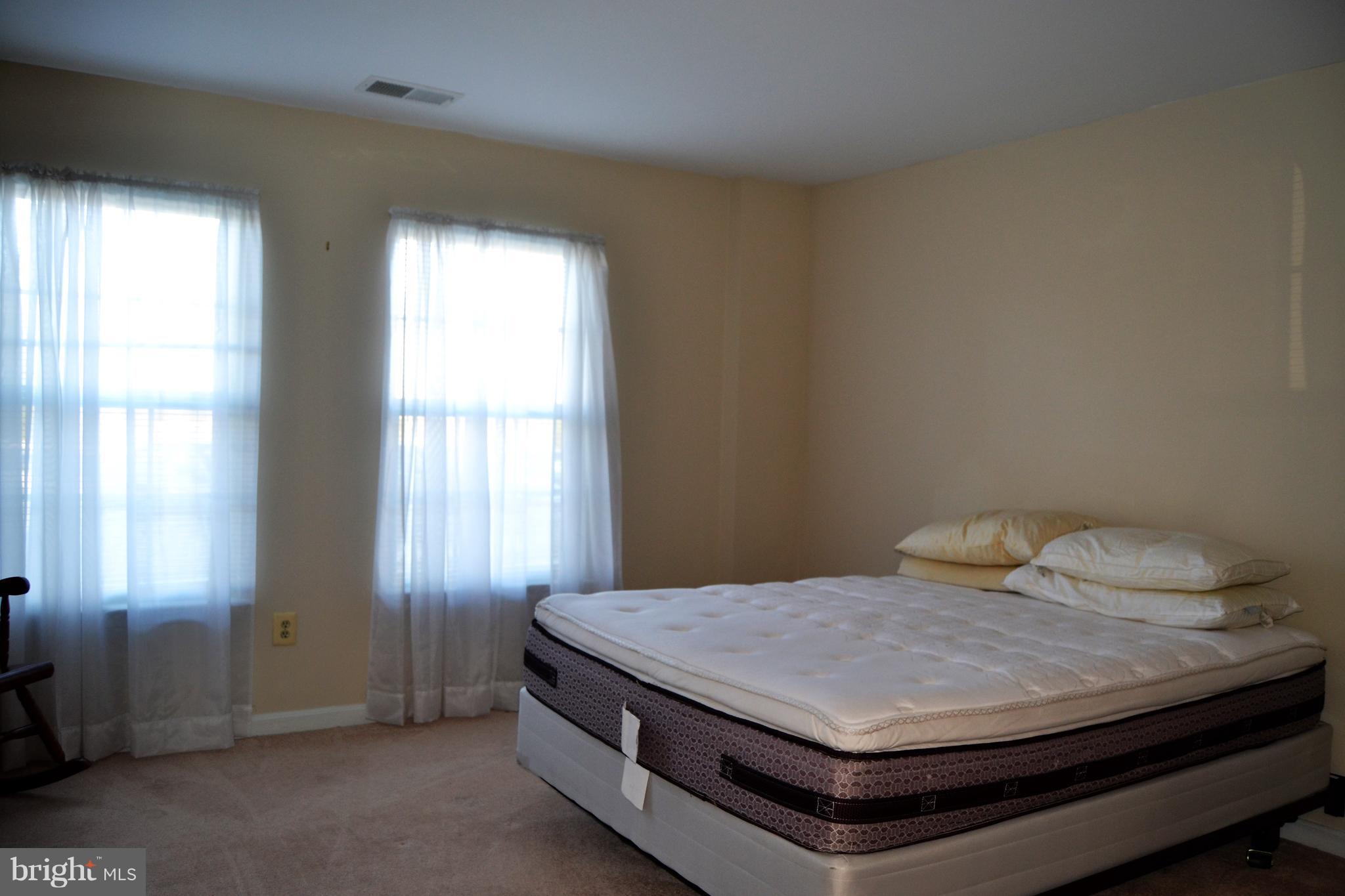 GATEWAY CONDOMINIUM - Residential