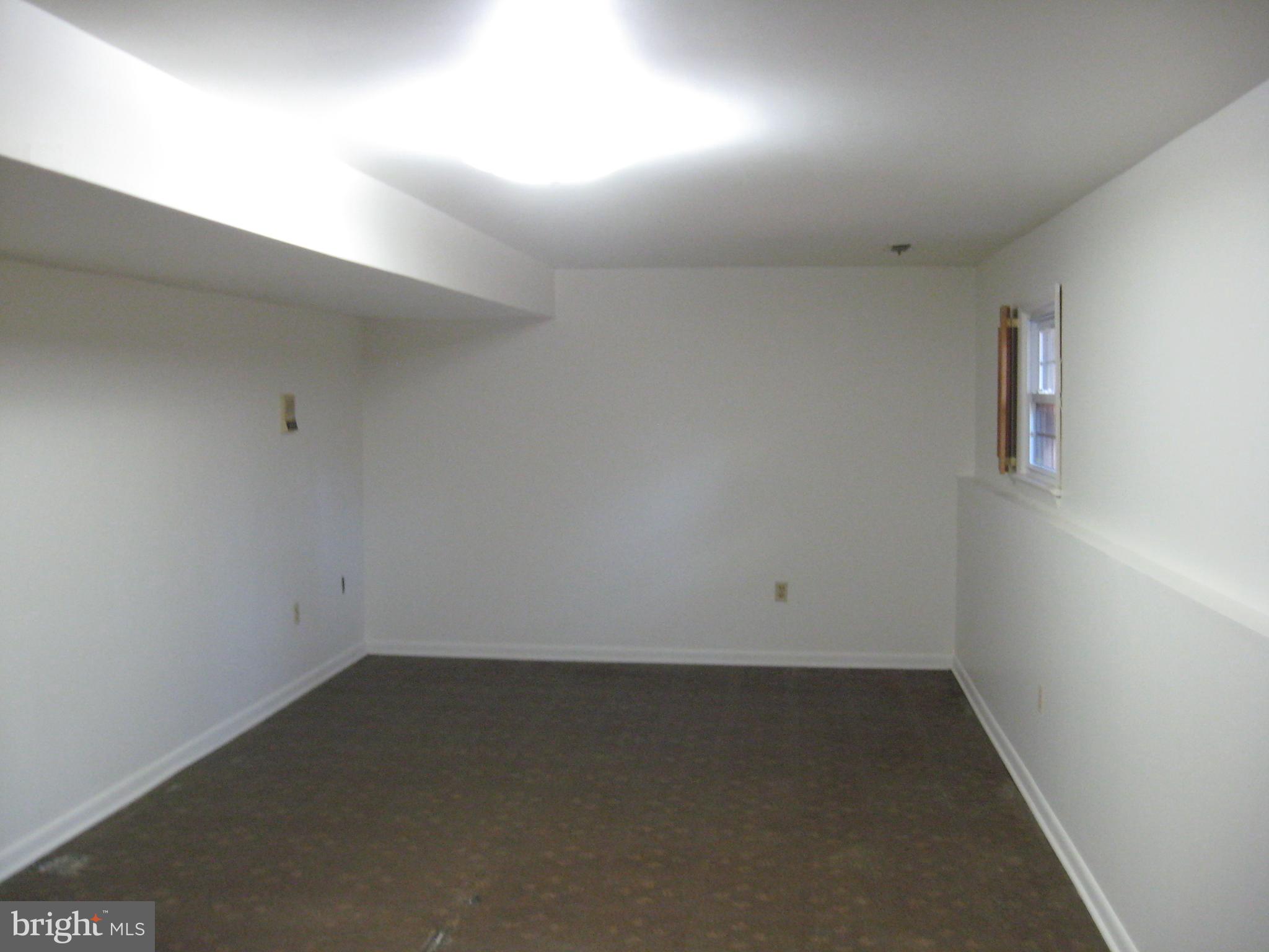 DAVIDSONVILLE WOODS - Residential