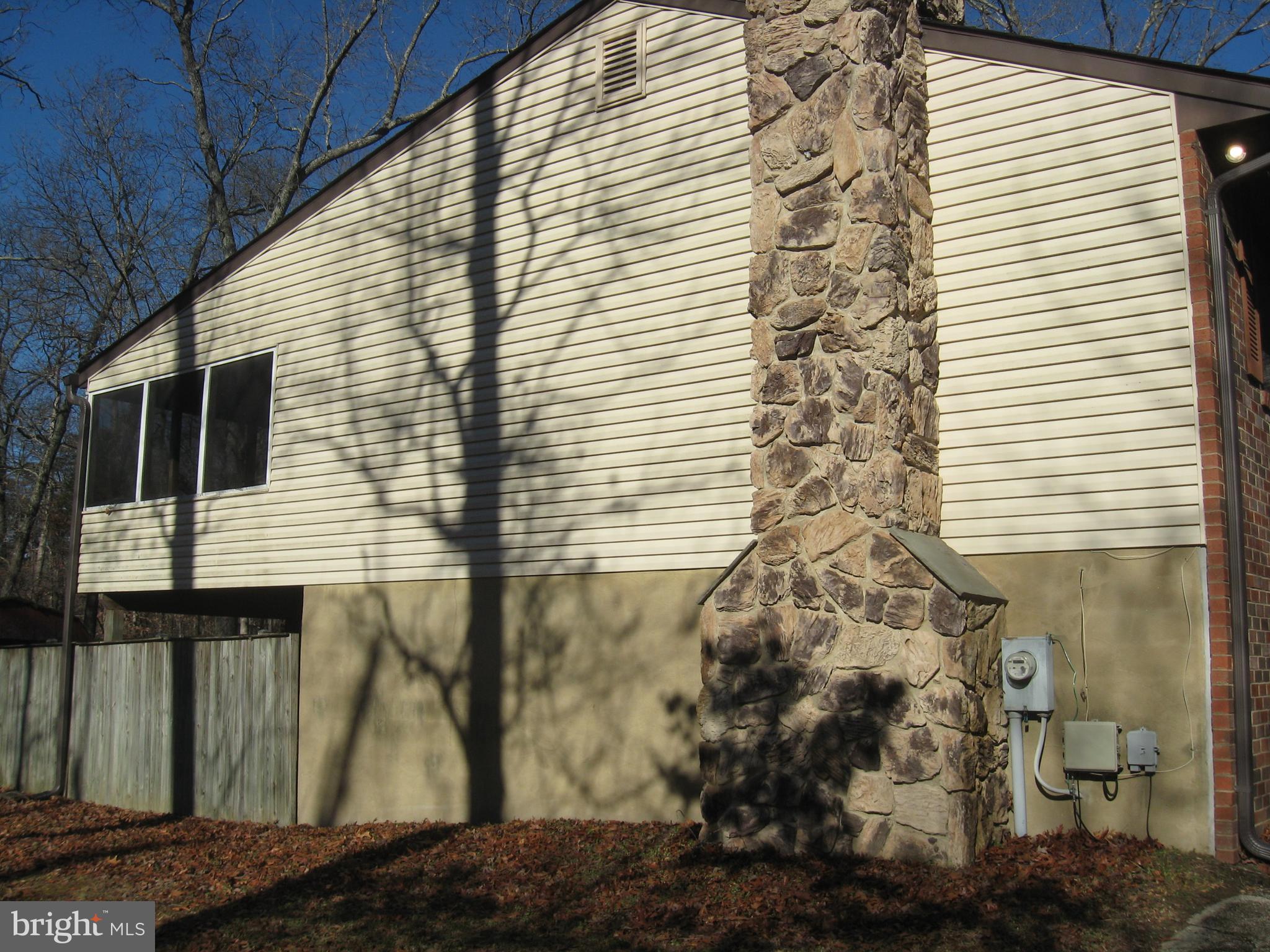 DAVIDSONVILLE WOODS - Residential