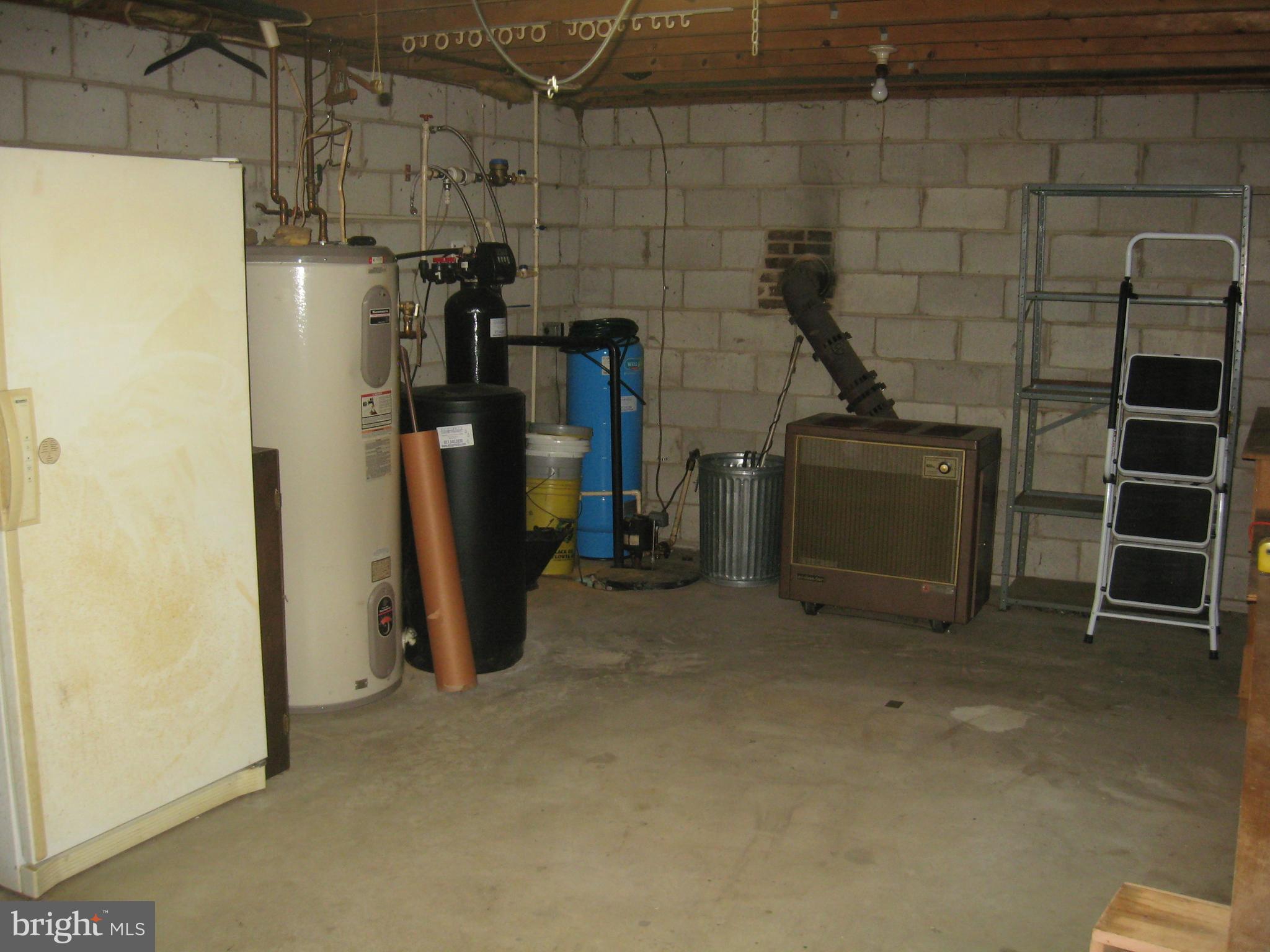 DAVIDSONVILLE WOODS - Residential