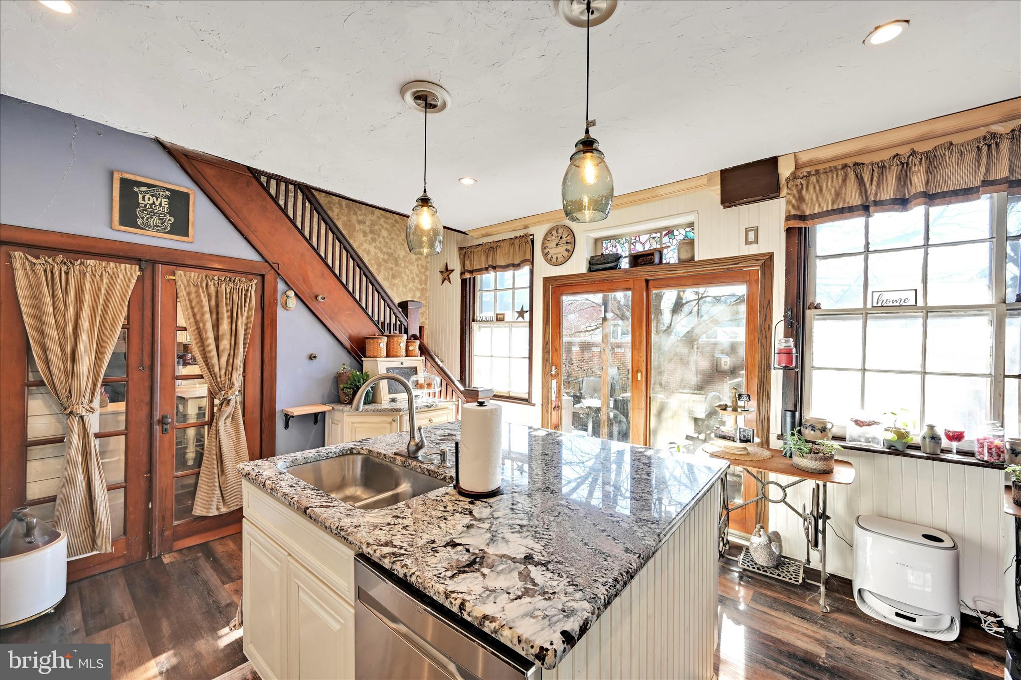 GLEN ROCK BORO - Residential